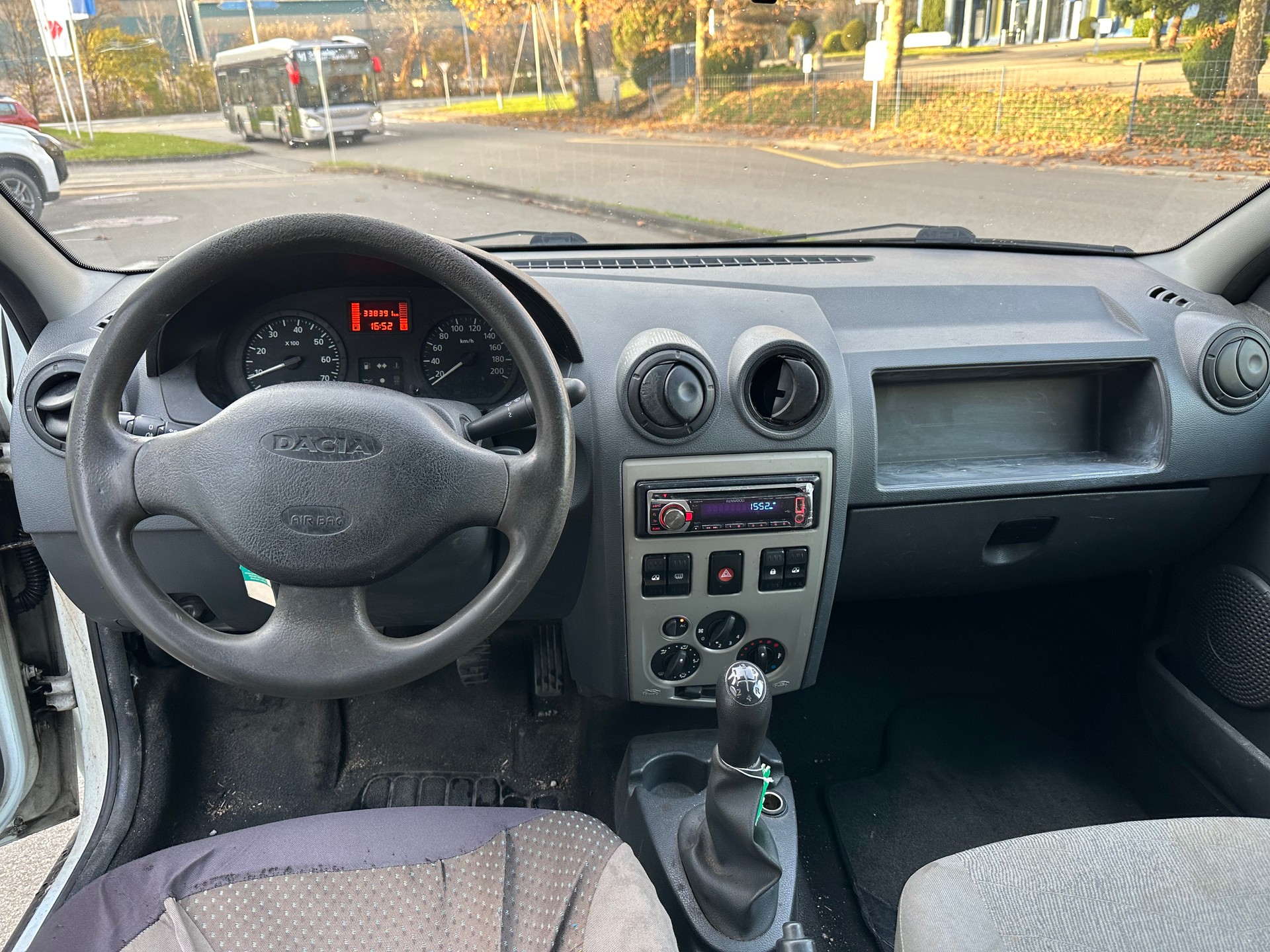DACIA Logan 1.5 dCi Ambiance-image-10