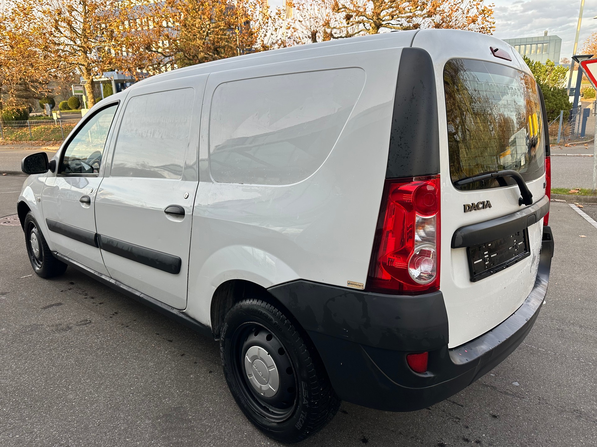 DACIA Logan 1.5 dCi Ambiance-image-3