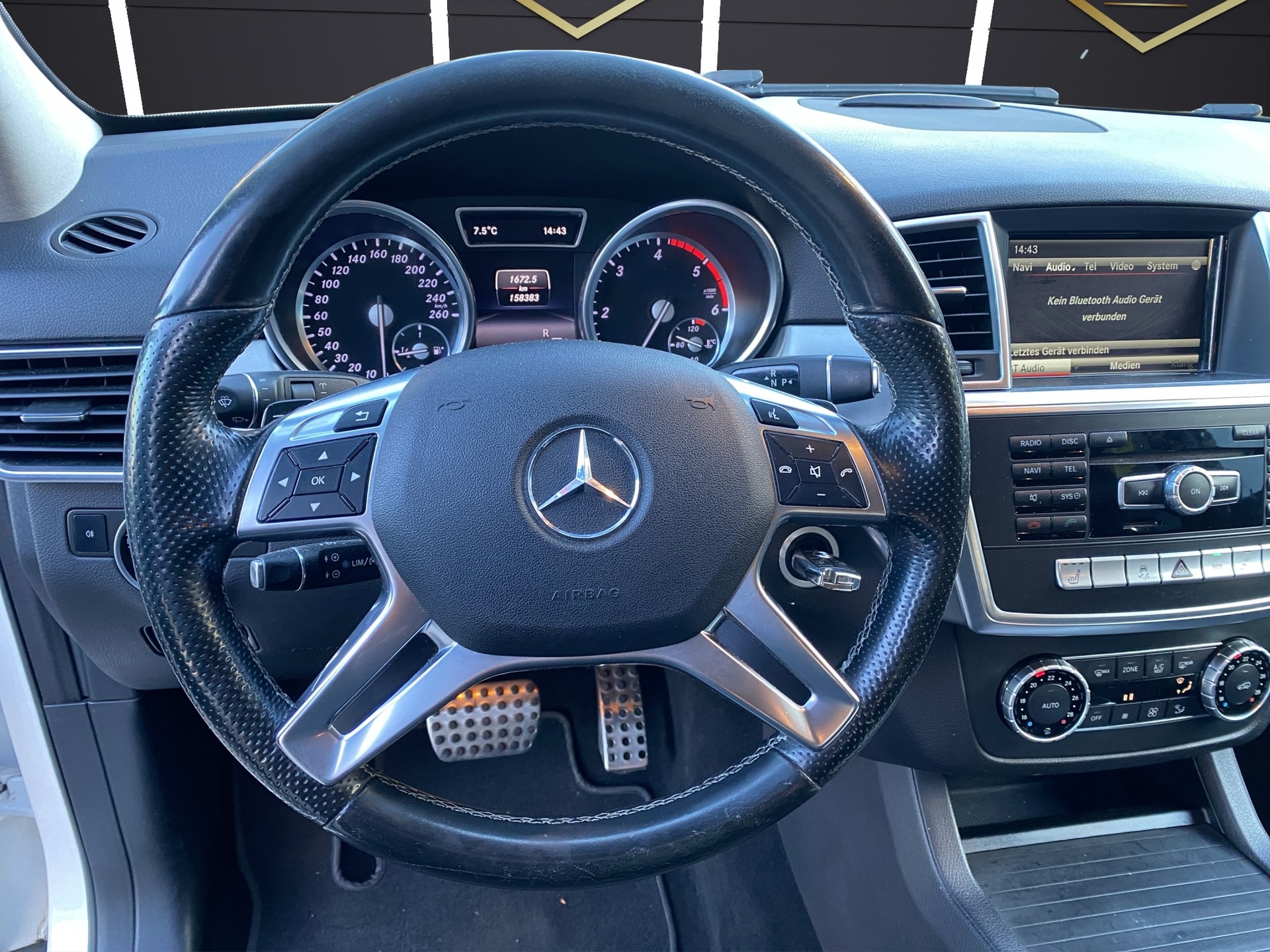 MERCEDES-BENZ ML 350 BlueTEC Executive 4Matic 7G-Tronic-image-11
