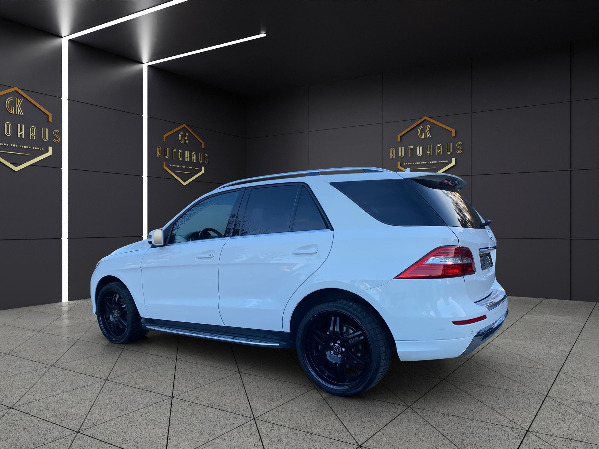 MERCEDES-BENZ ML 350 BlueTEC Executive 4Matic 7G-Tronic-image-2