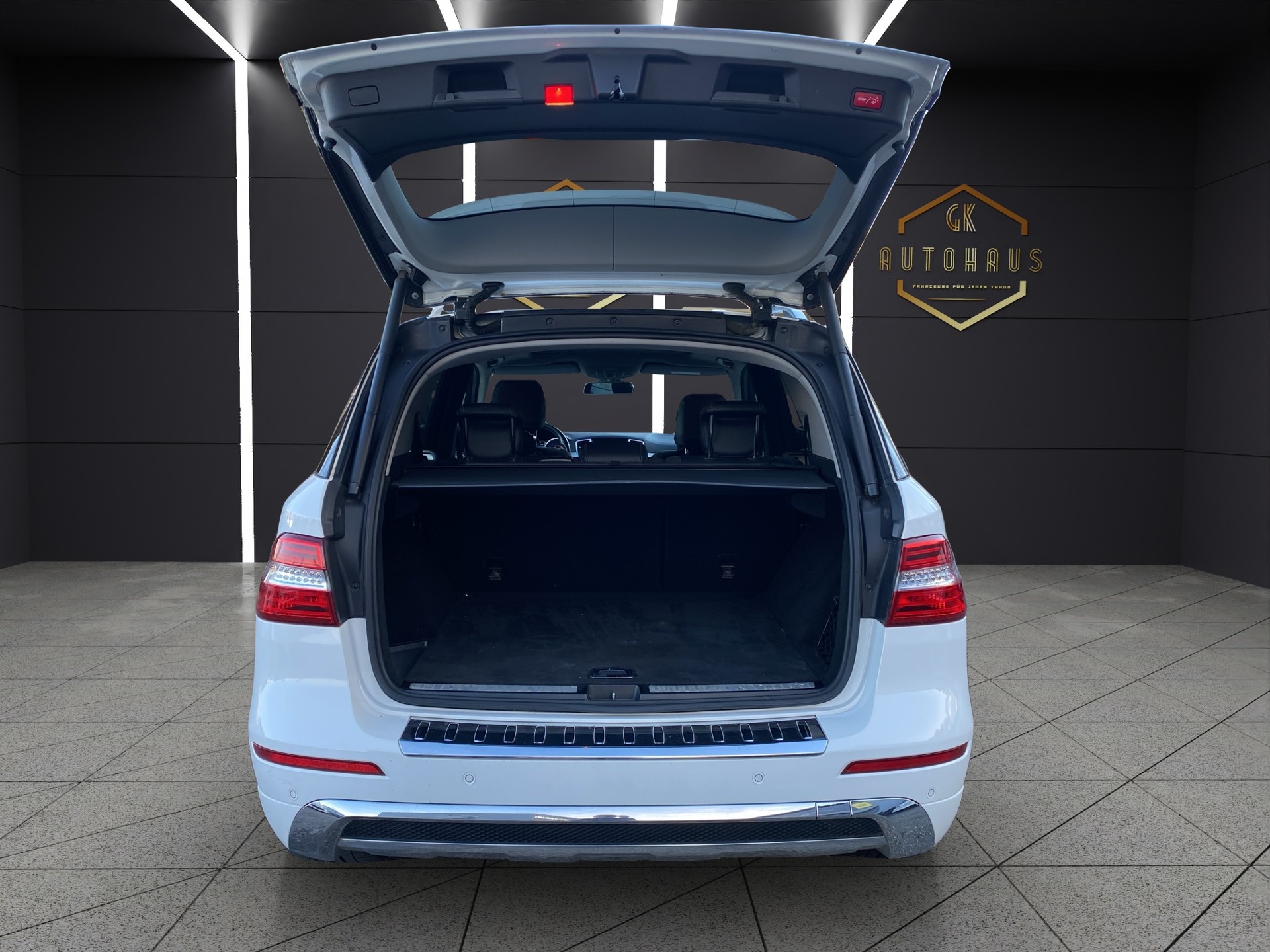 MERCEDES-BENZ ML 350 BlueTEC Executive 4Matic 7G-Tronic-image-4