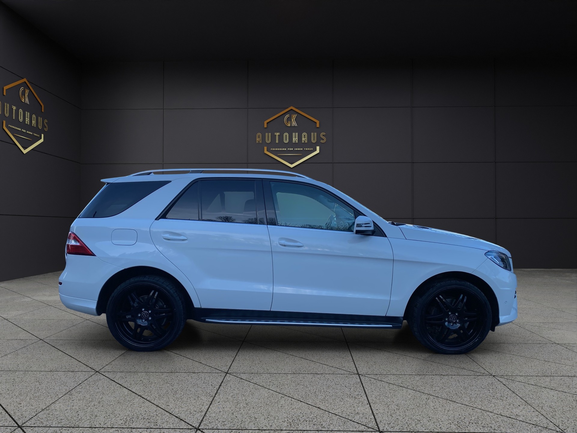 MERCEDES-BENZ ML 350 BlueTEC Executive 4Matic 7G-Tronic-image-6