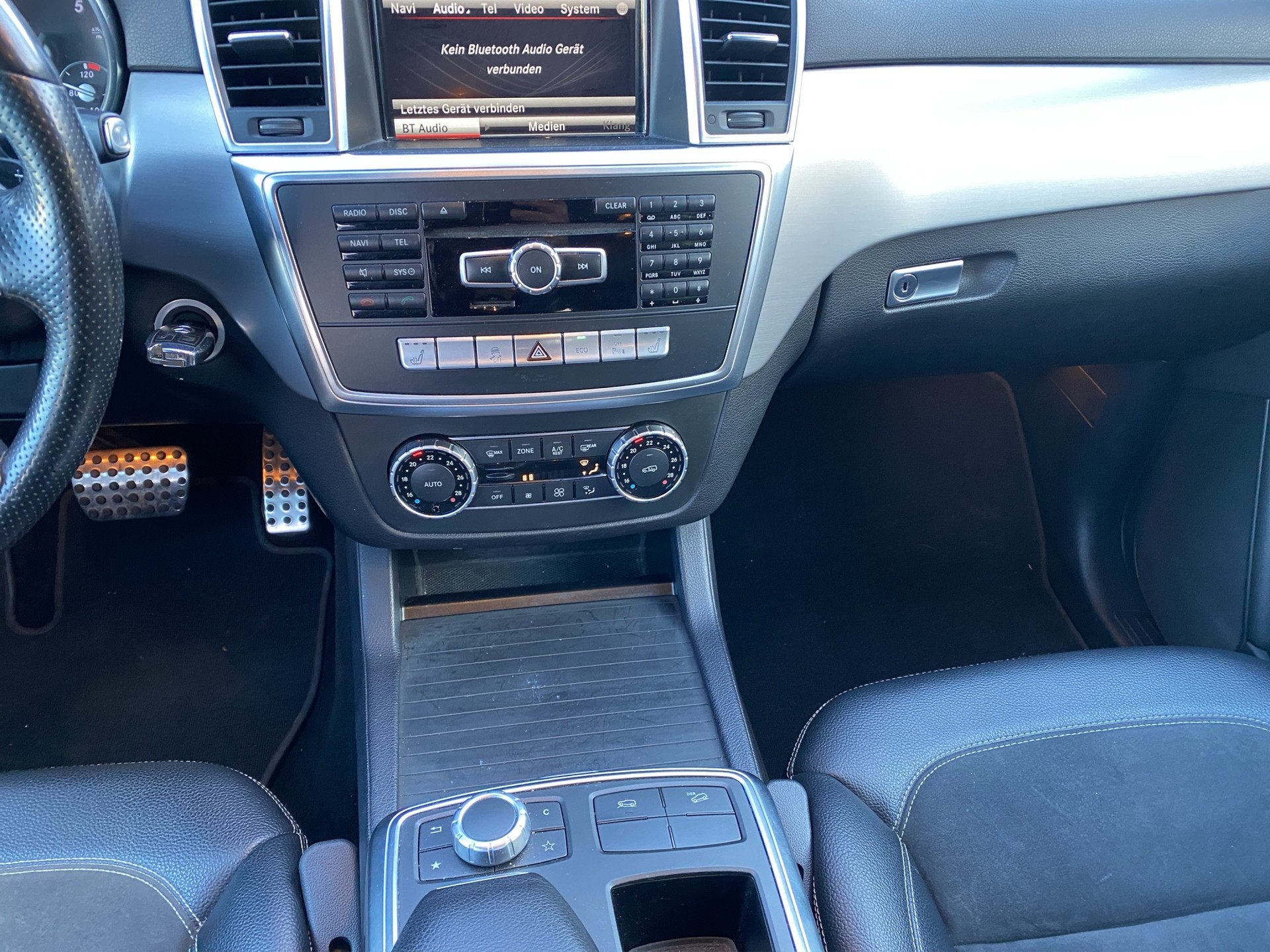 MERCEDES-BENZ ML 350 BlueTEC Executive 4Matic 7G-Tronic-image-13