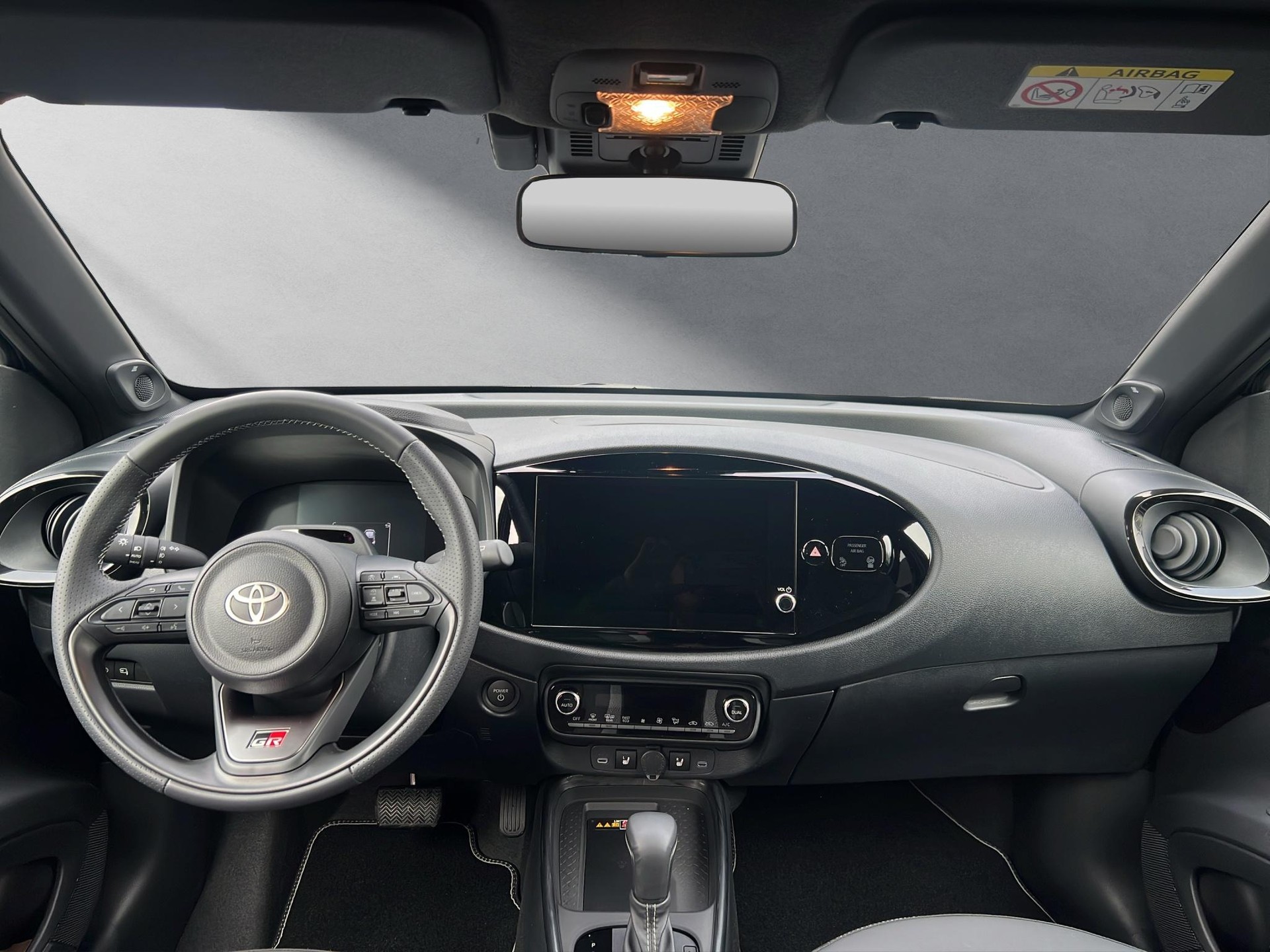 TOYOTA Aygo X 1.5 VVT-i HSD GR Sport-image-3