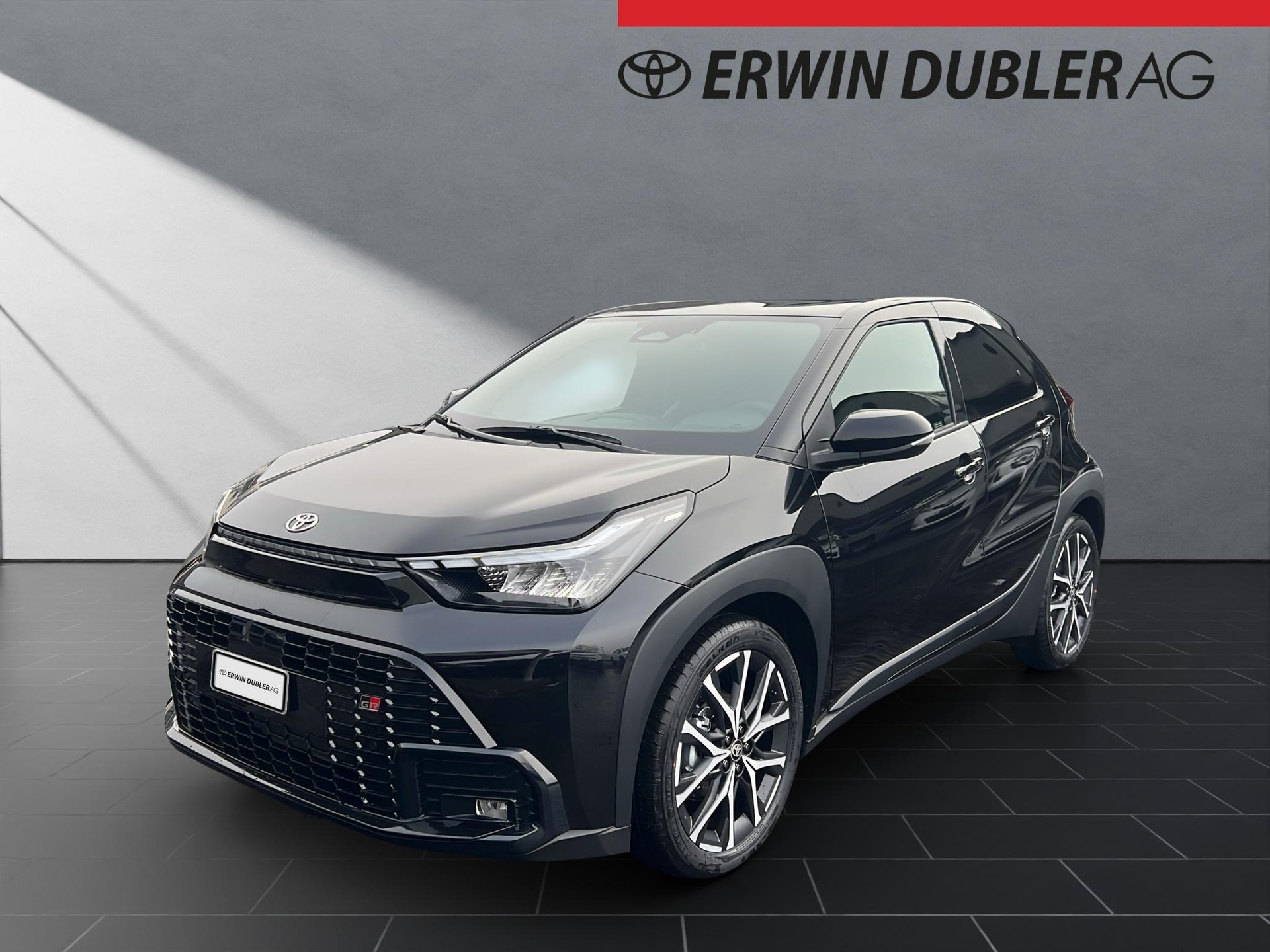 TOYOTA Aygo X 1.5 VVT-i HSD GR Sport-image-0