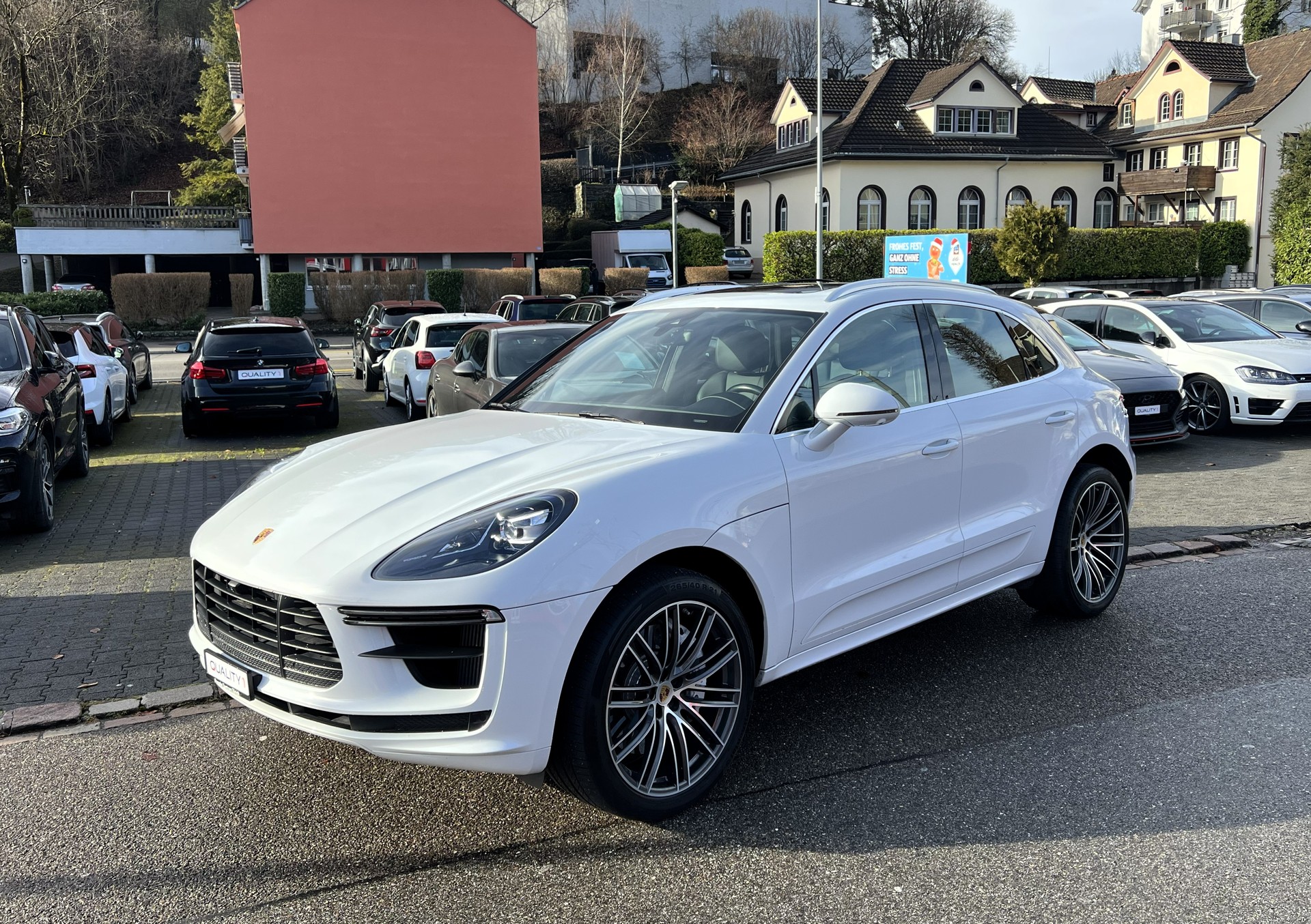 PORSCHE Macan Turbo PDK