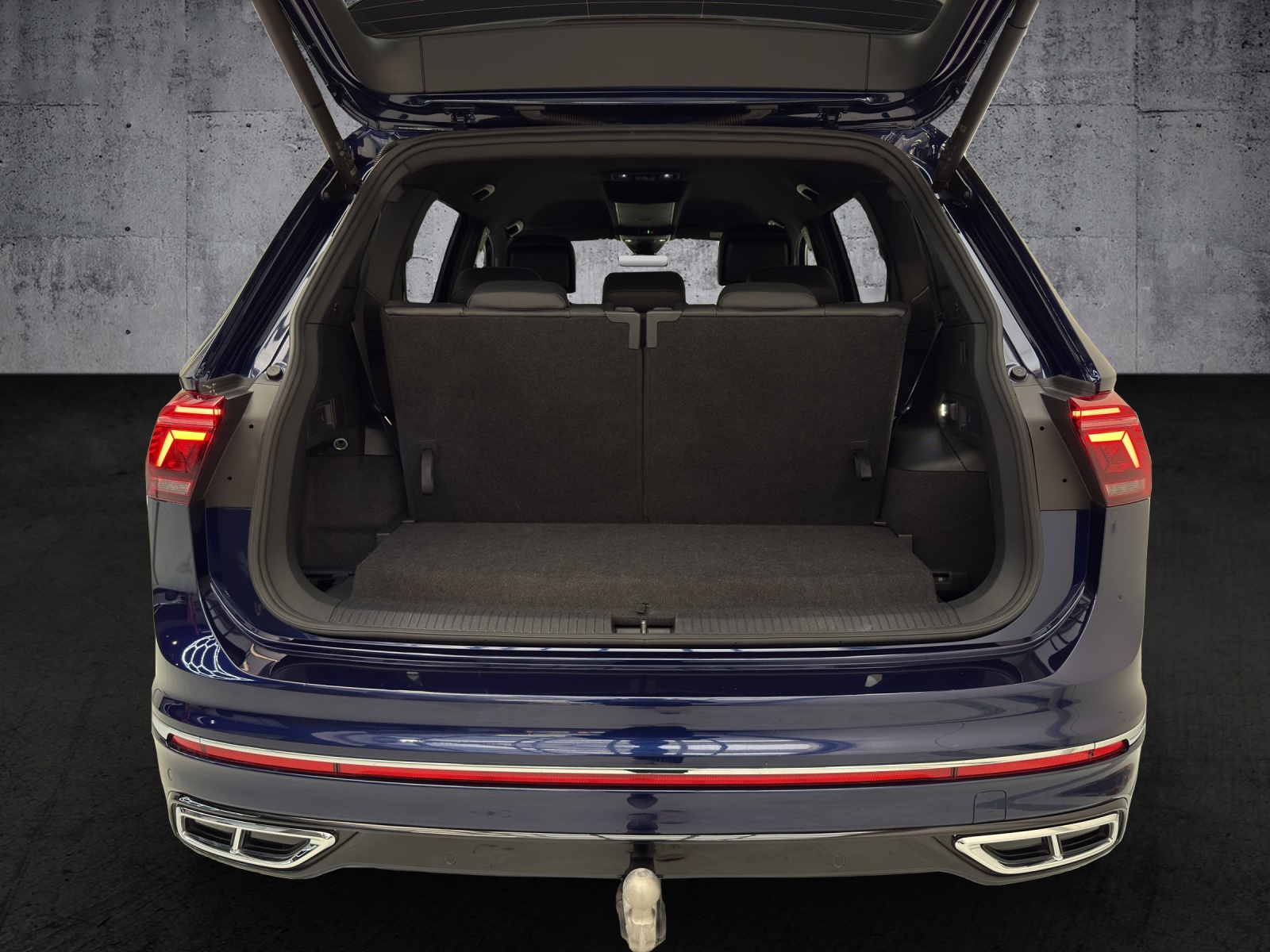 VW Tiguan Allspace 2.0TSI R-Line 4Motion DSG *CH-Fahrzeug*-image-11