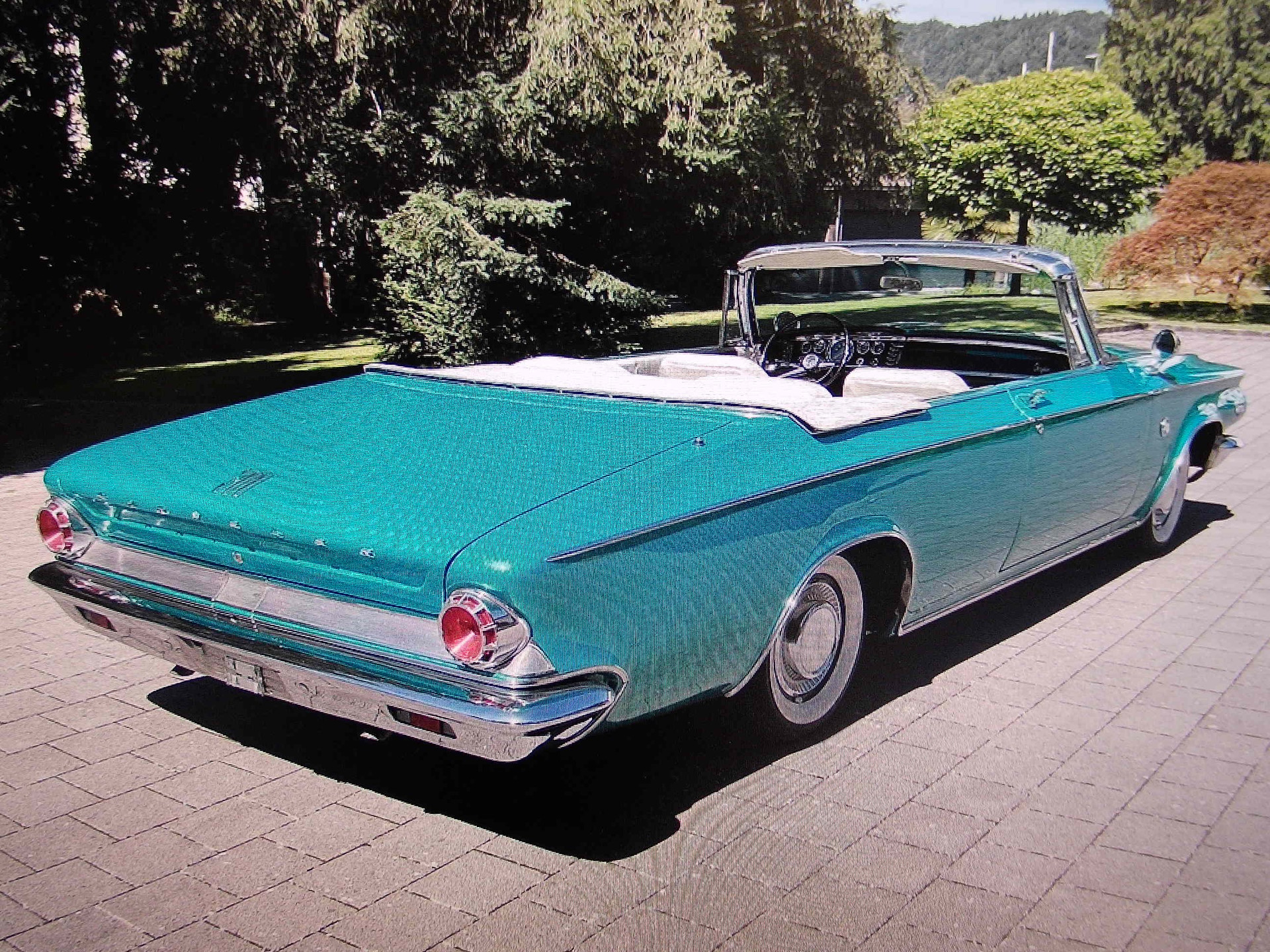CHRYSLER 300-image-5