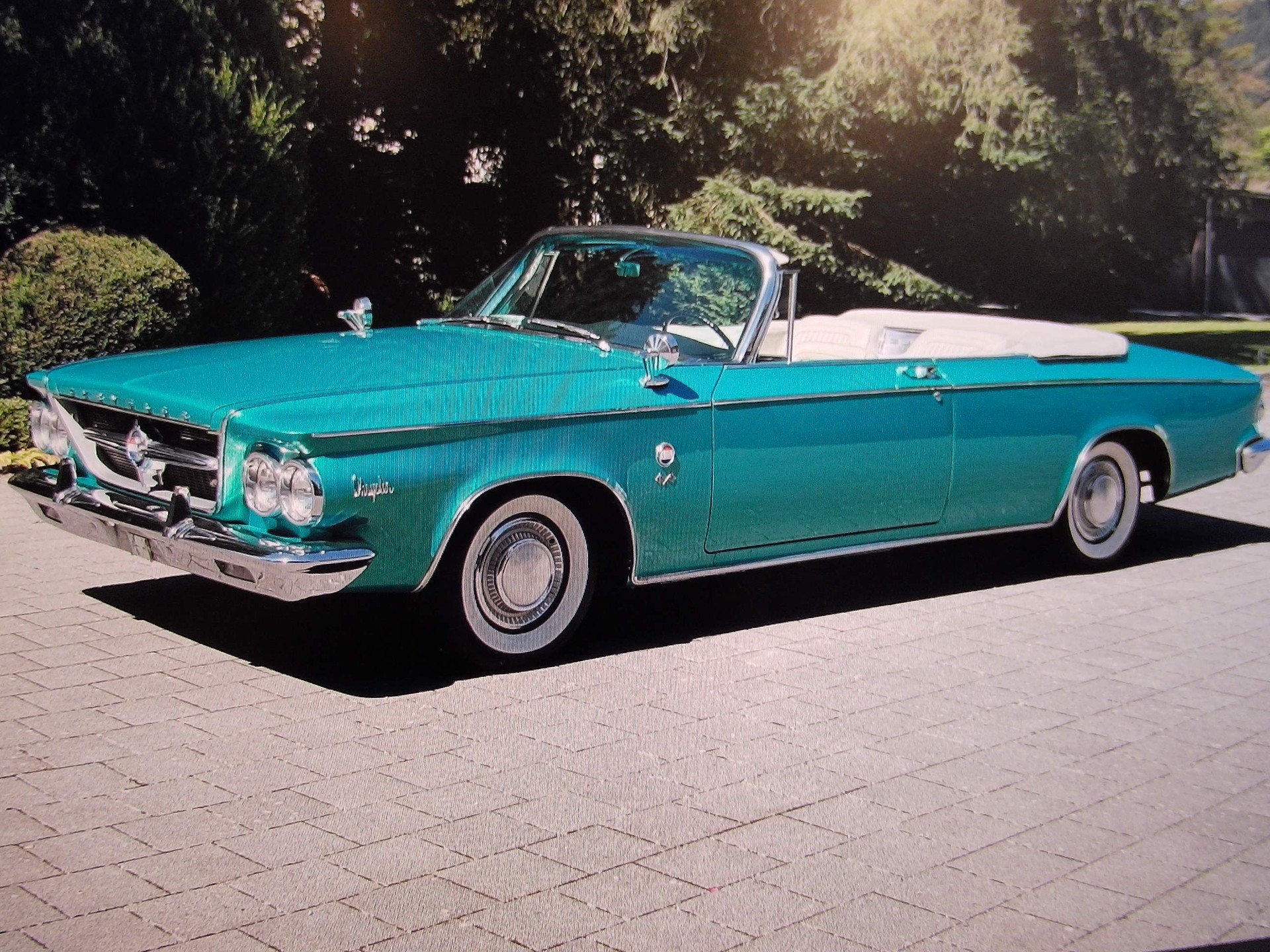 CHRYSLER 300-image-4