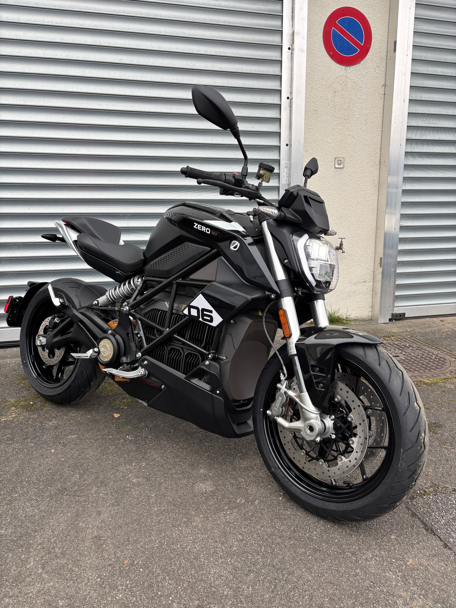 ZERO SR/F Neuheit mit Frontspoiler-showroom-element-2