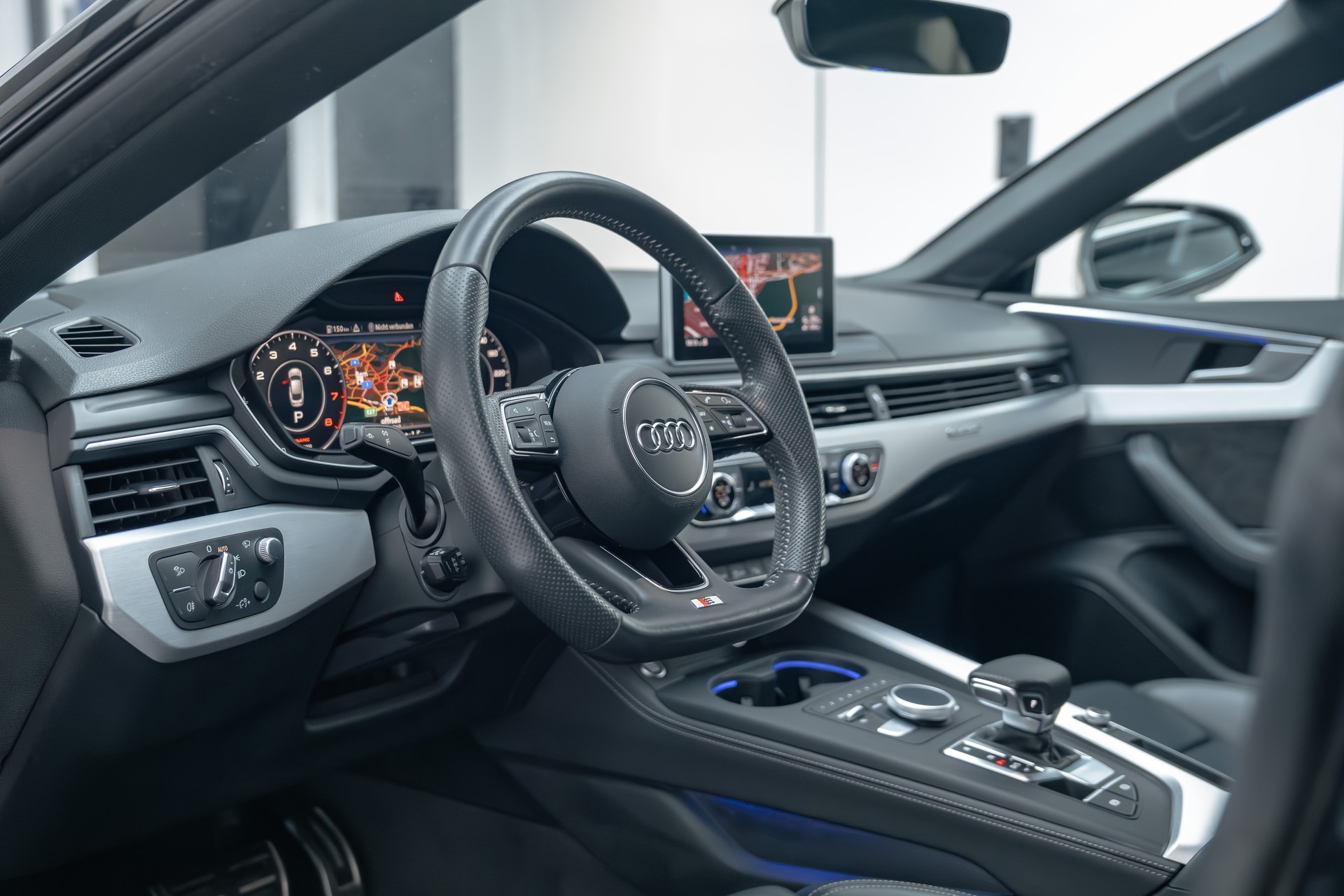 AUDI A5 Sportback 45 TFSI Sport quattro-image-12