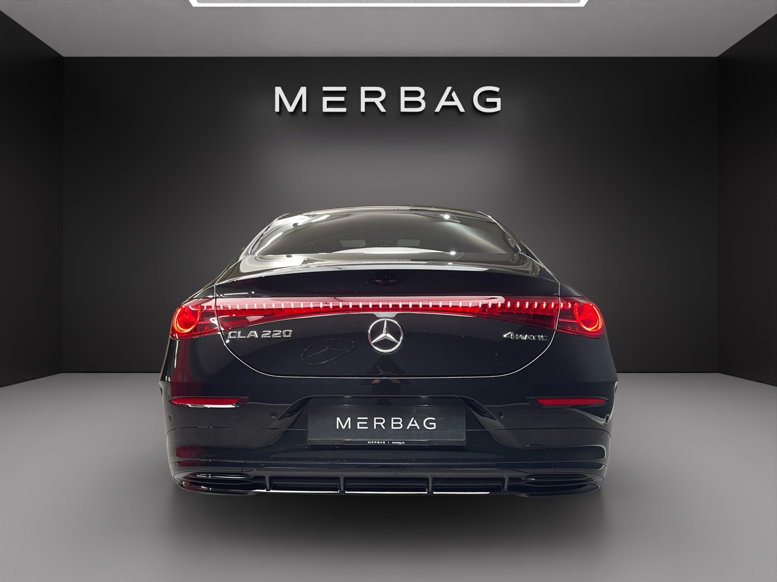 MERCEDES-BENZ CLA 220 8G-DCT 4Matic-image-4