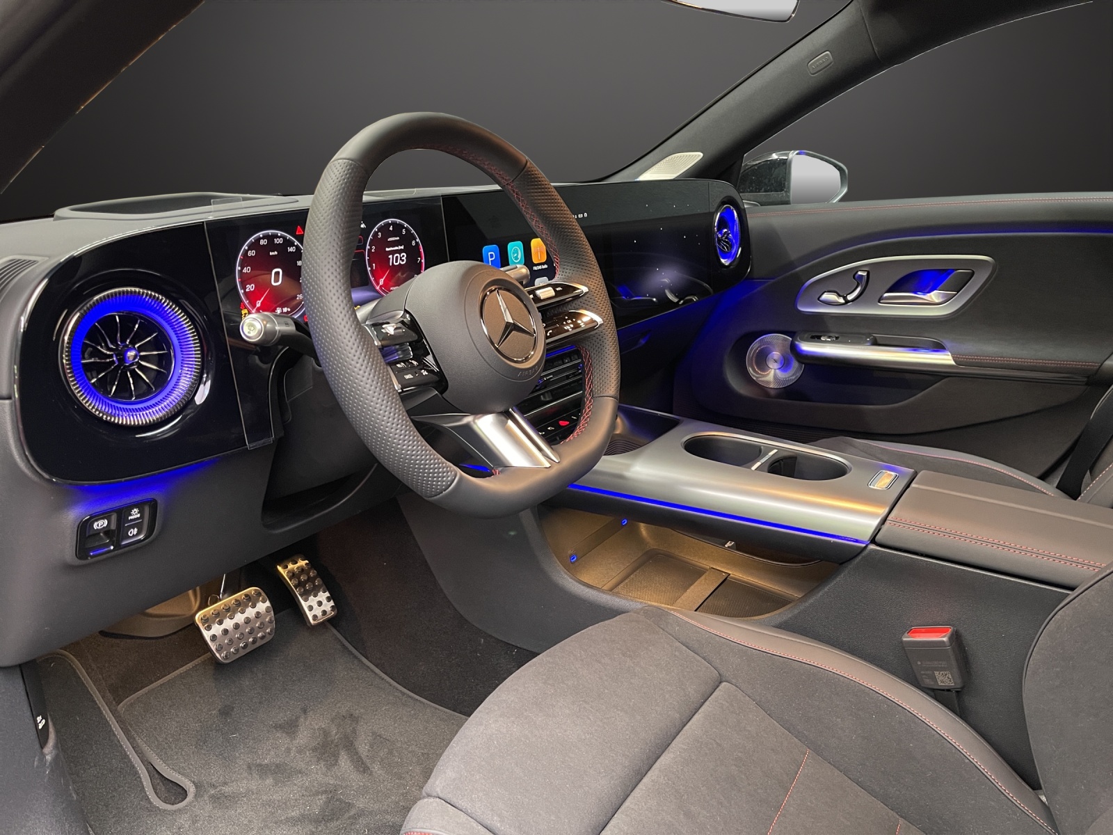 MERCEDES-BENZ CLA 220 8G-DCT 4Matic-image-7
