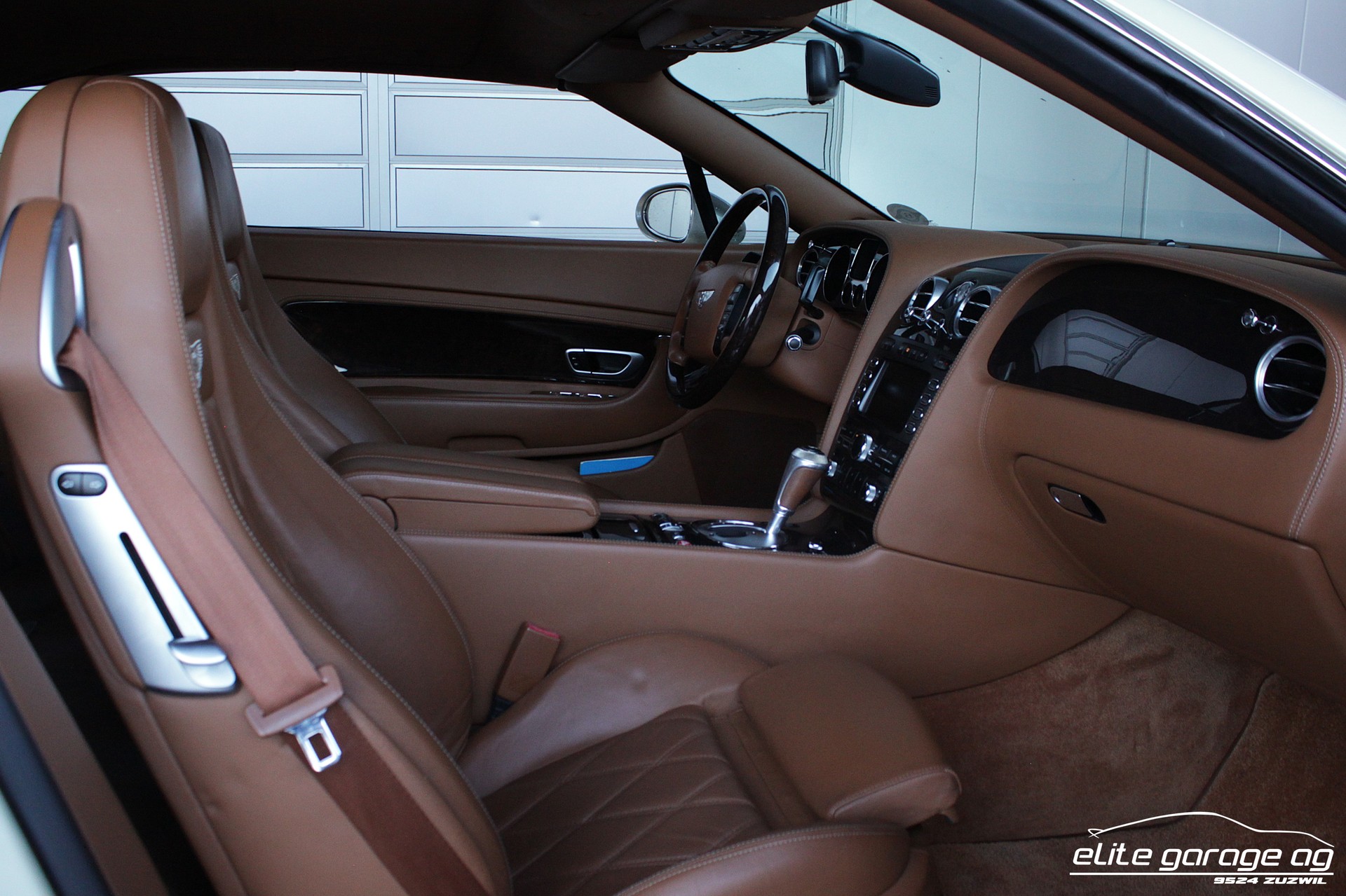 BENTLEY Continental GTC 6.0 "BESPOKE"-image-15