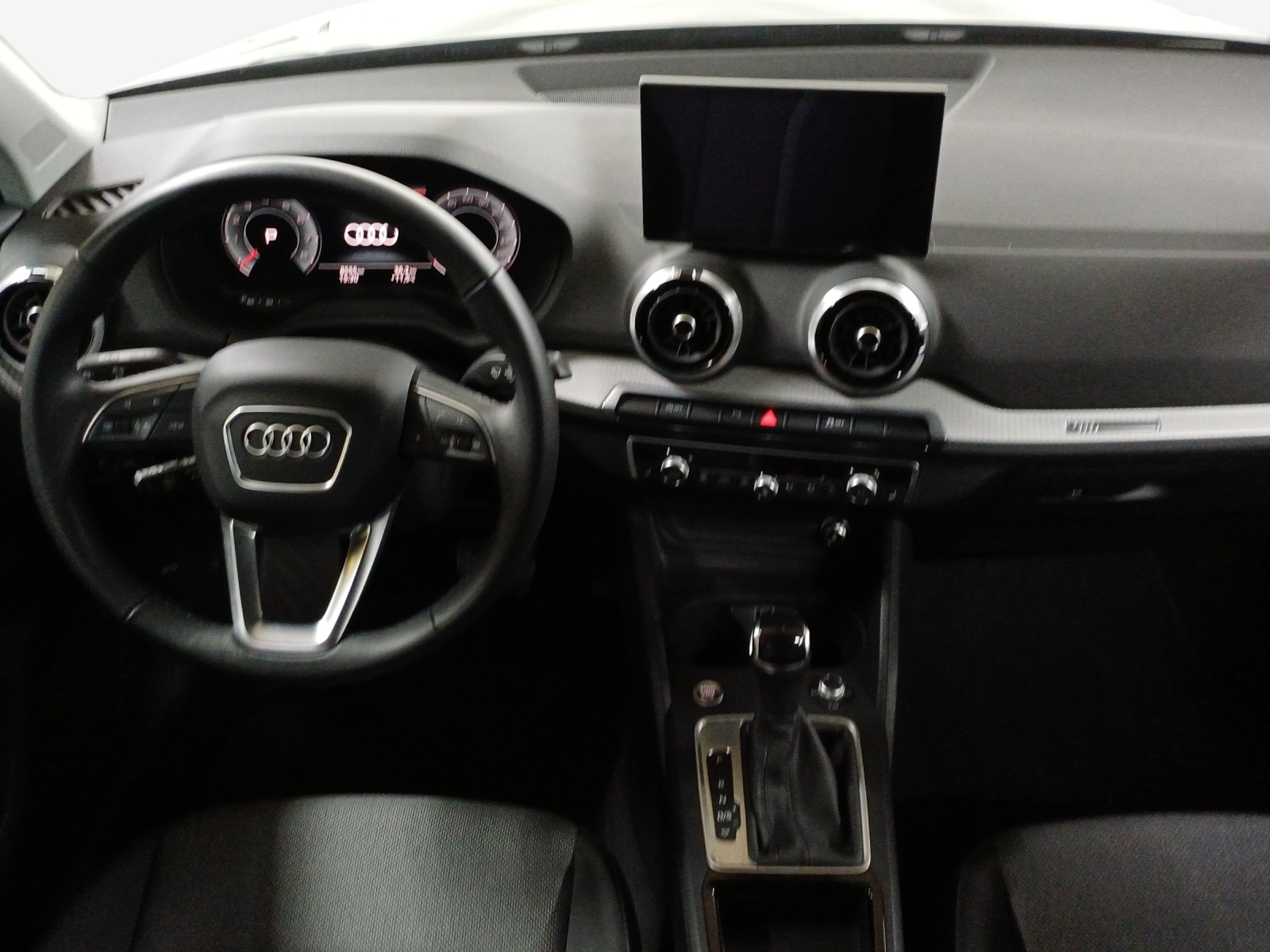 AUDI Q2 35 TFSI advanced S-tronic-image-8