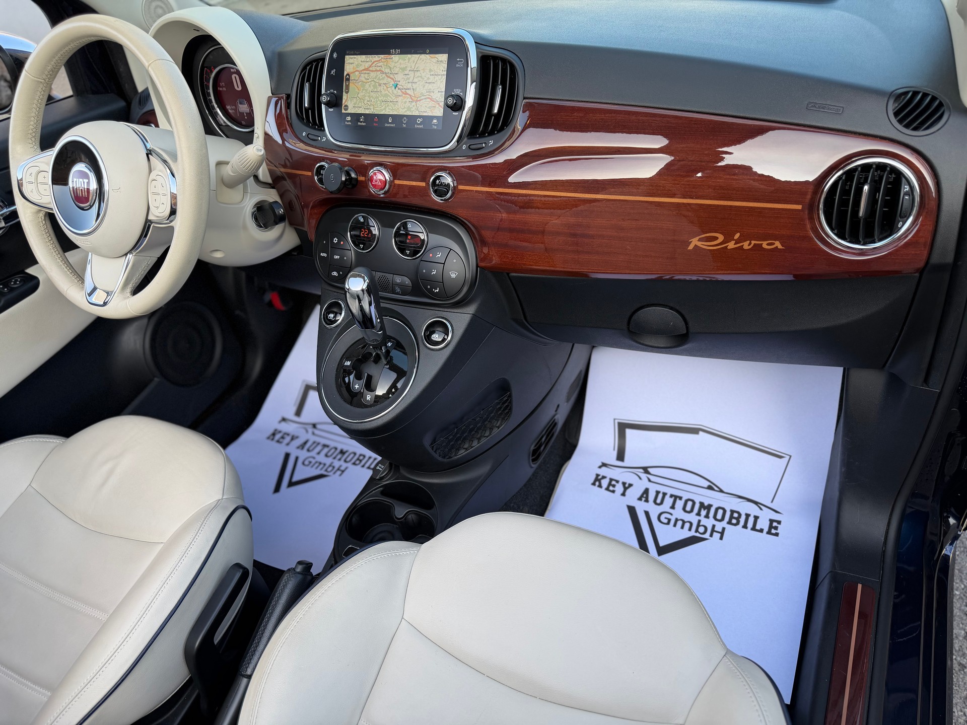 FIAT 500C 0.9 Twinair Riva Dualogic-image-7