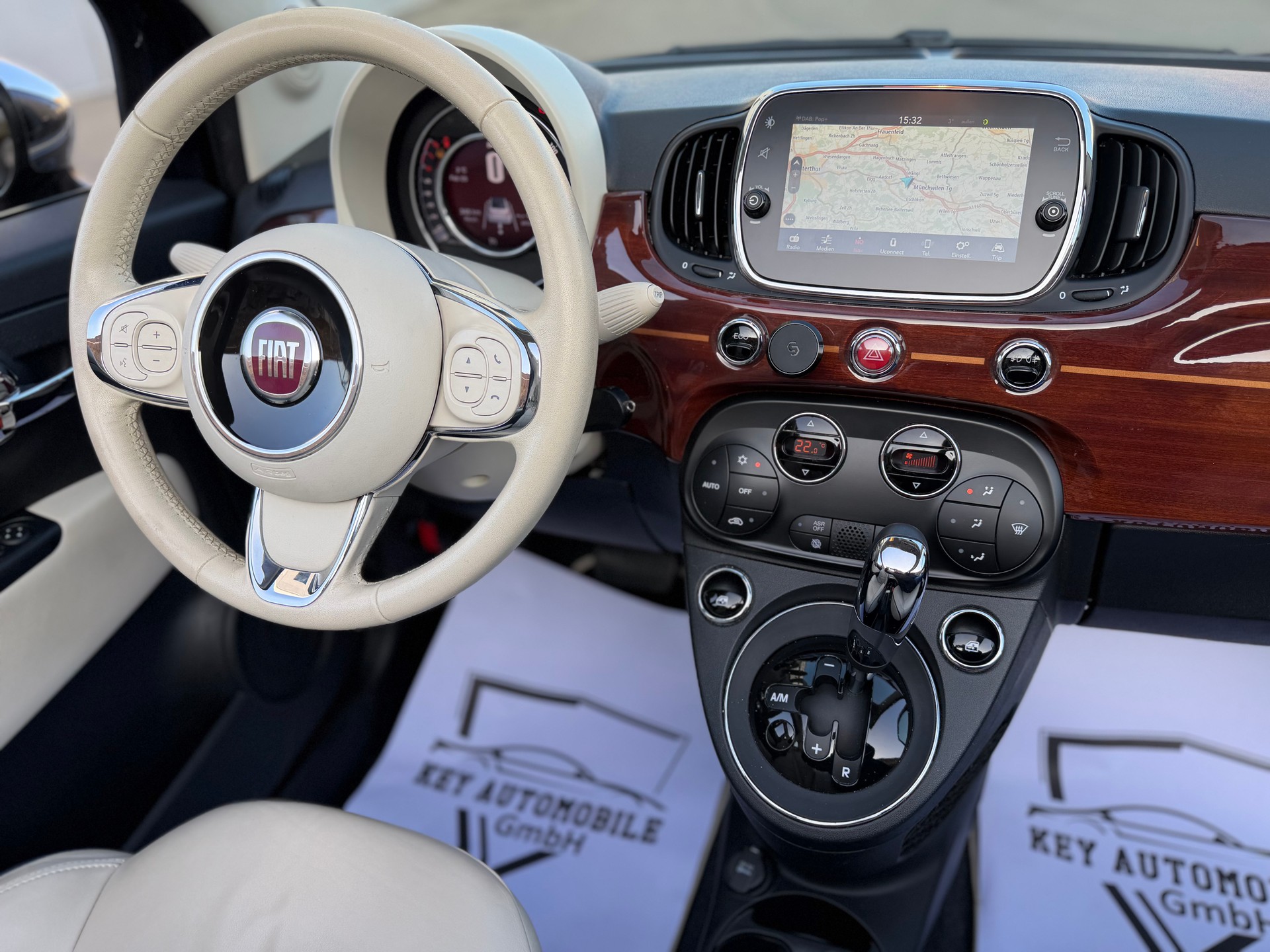 FIAT 500C 0.9 Twinair Riva Dualogic-image-8
