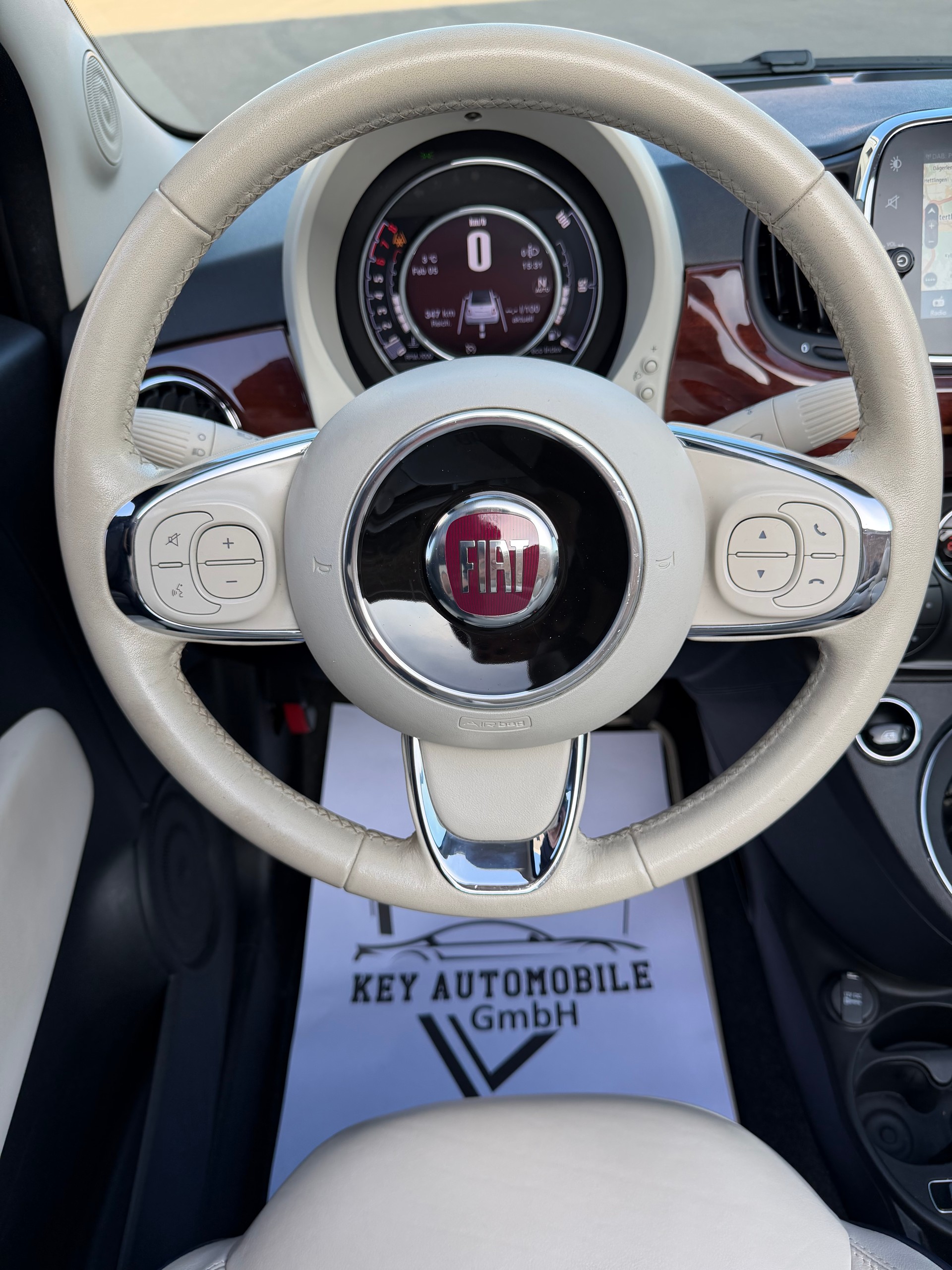 FIAT 500C 0.9 Twinair Riva Dualogic-image-9