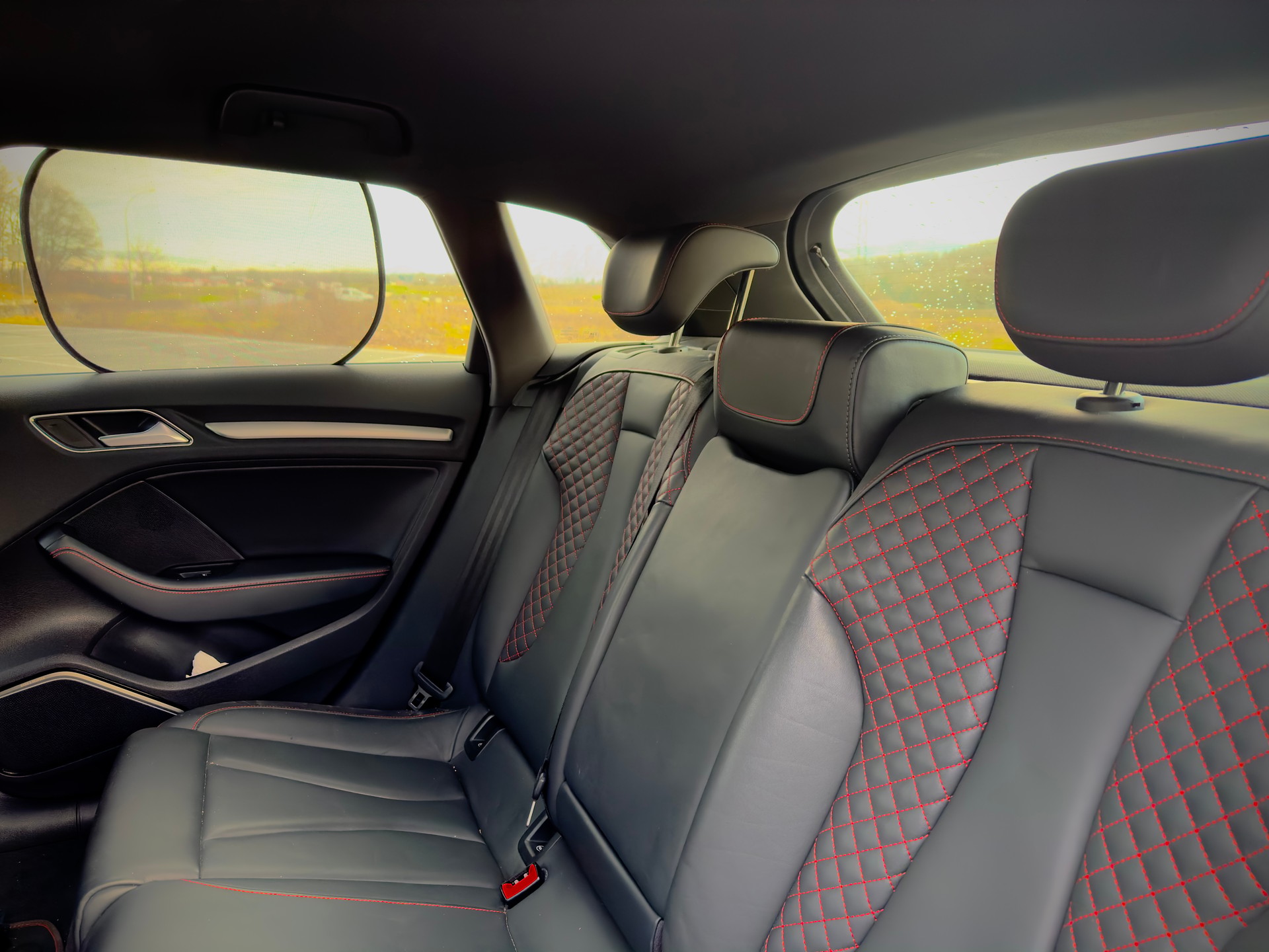 AUDI S3 Sportback 2.0 TFSI quattro S-tronic-image-4