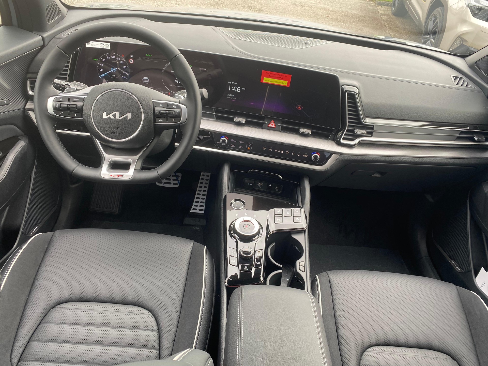 KIA Sportage 1.6 T-GDi PHEV GT-Line-image-6