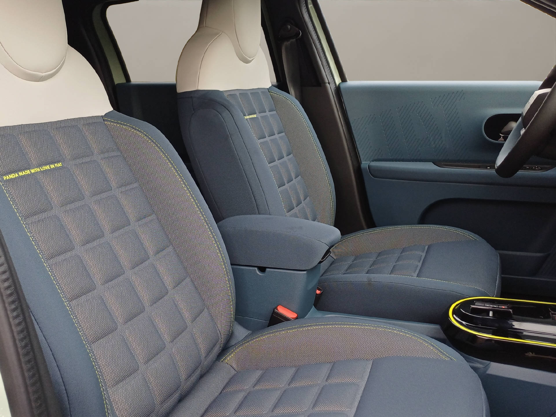 FIAT Grande Panda La Prima Hybrid-image-15