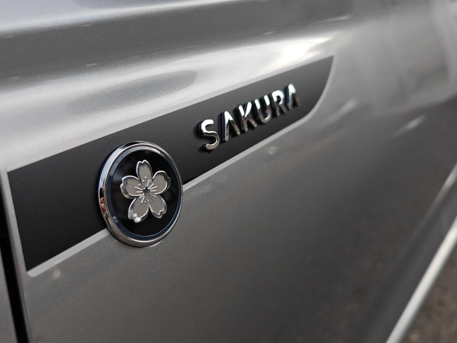 SUZUKI Swift 1.2 Sakura Top Hybrid-image-17