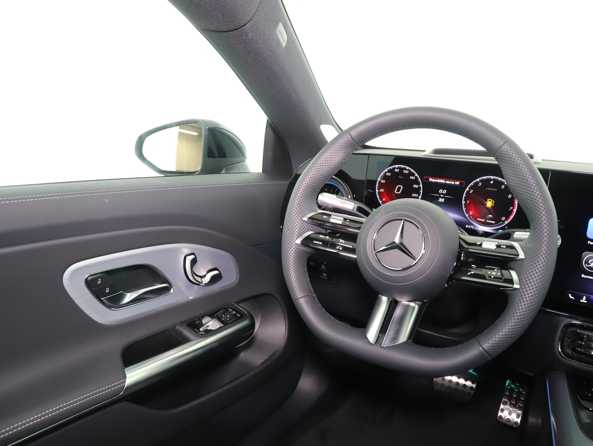 MERCEDES-BENZ CLA 220 8G-DCT 4Matic-image-14