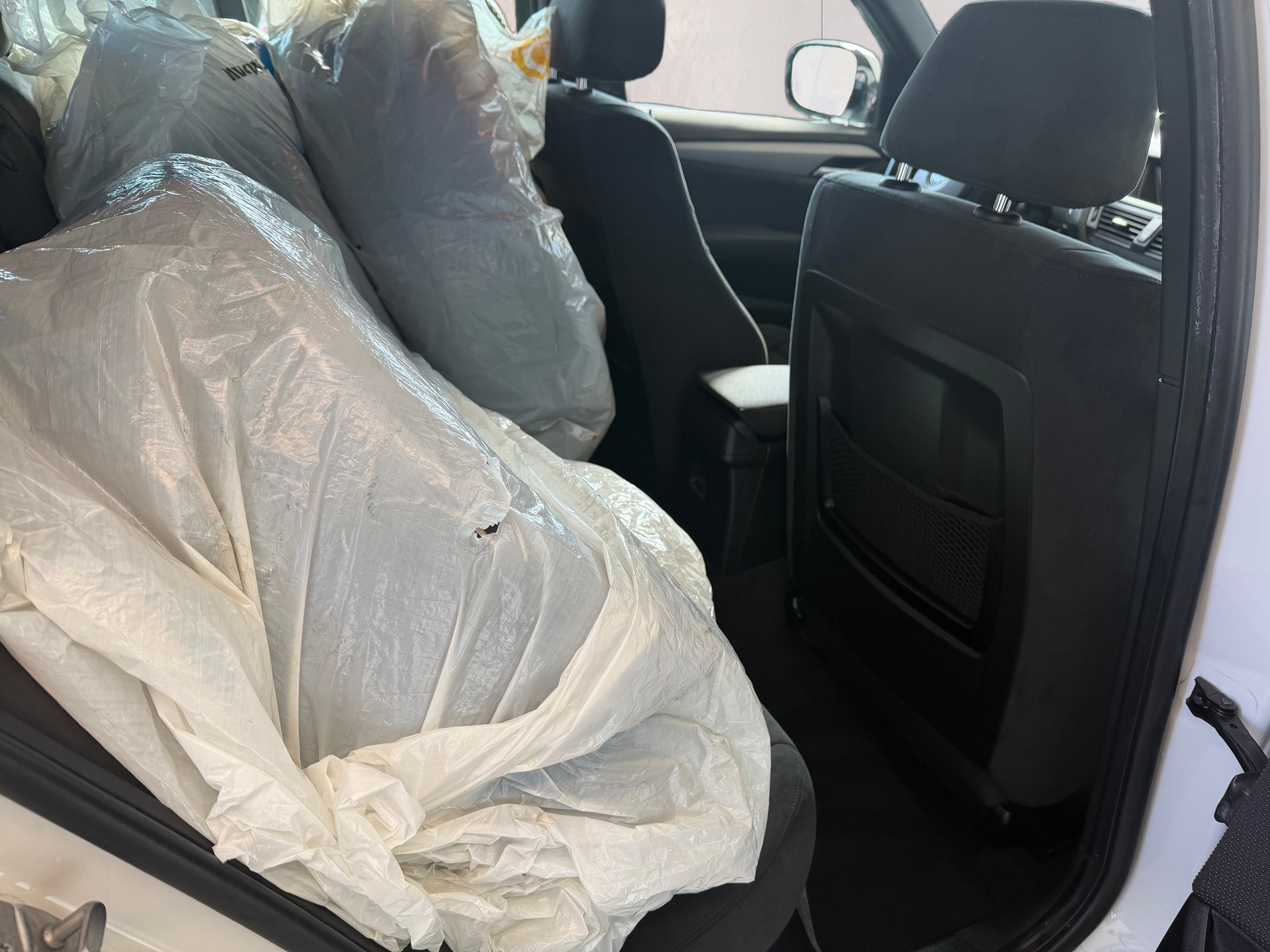 BMW X1 sDrive 20i Steptronic-image-6