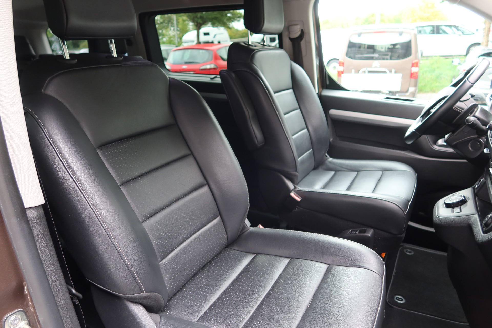 CITROEN Spacetourer Bu.Lo.XL EAT8-image-6