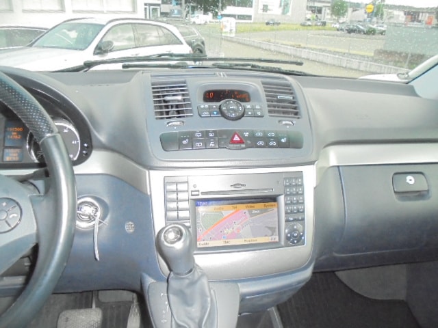 MERCEDES-BENZ Viano 2.2 CDI Blue Efficiency Trend L 4Matic A-image-15