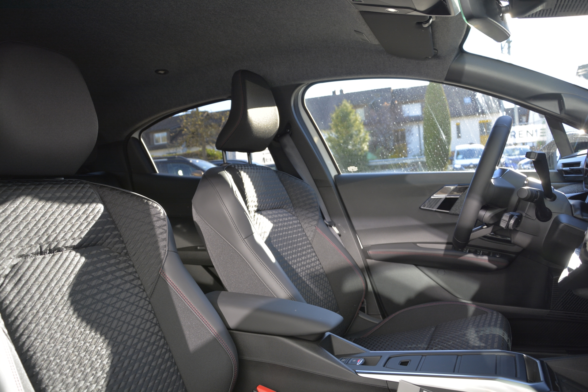 RENAULT CLIO techno full hybrid E-Tech 160-image-7