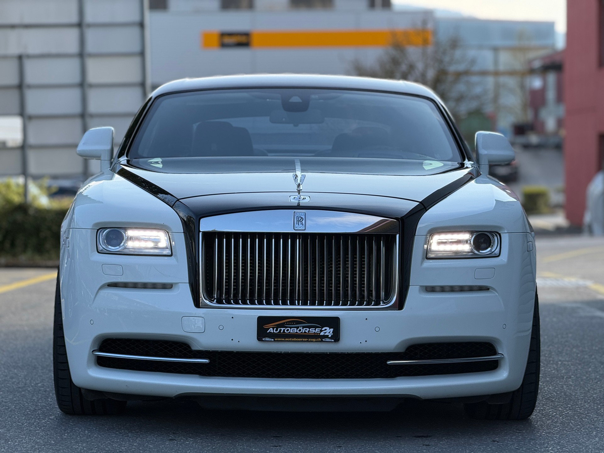 ROLLS-ROYCE Wraith 6.6 V12-showroom-element-2