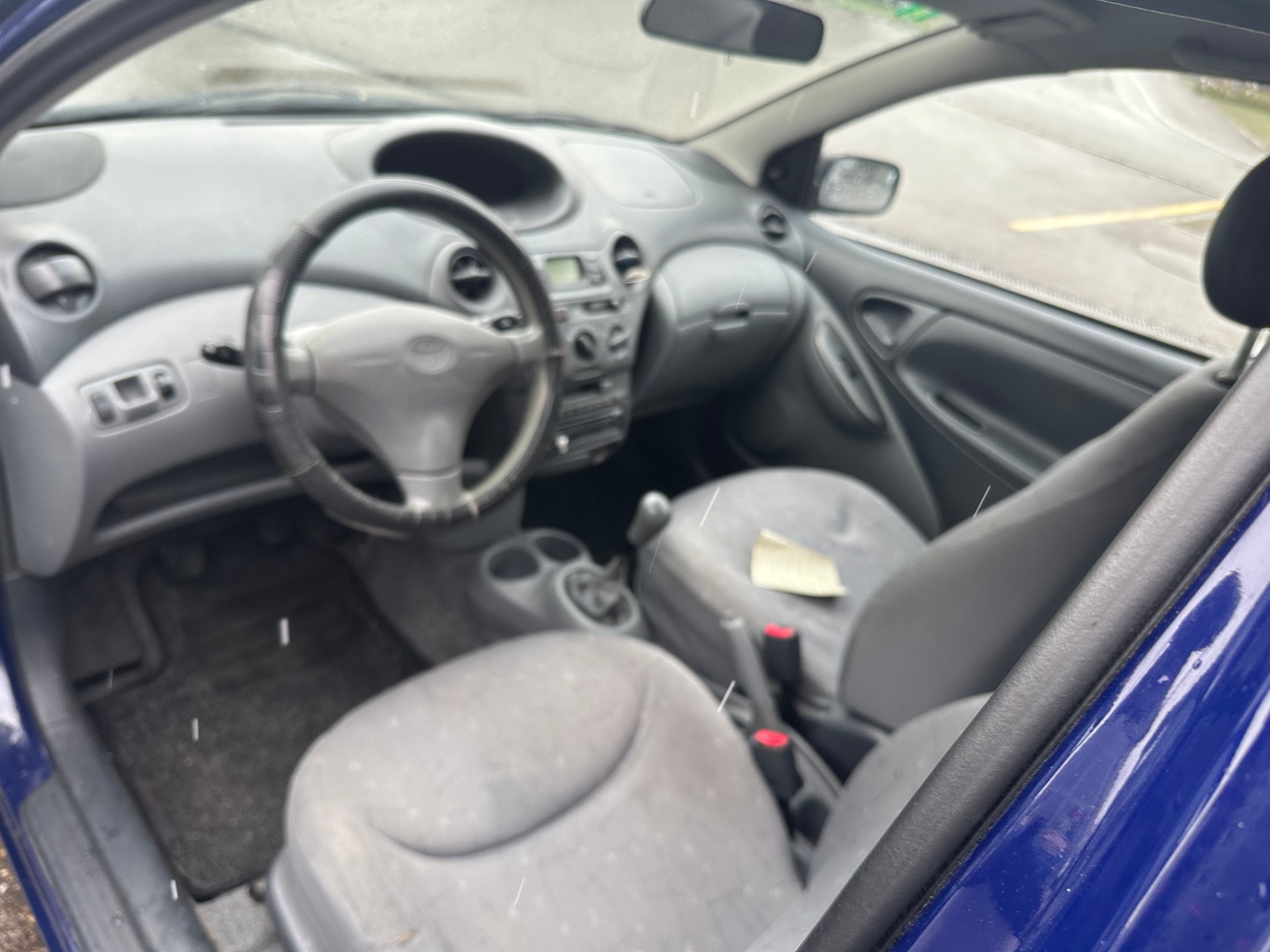 TOYOTA Yaris 1.0 Linea Sol-image-8