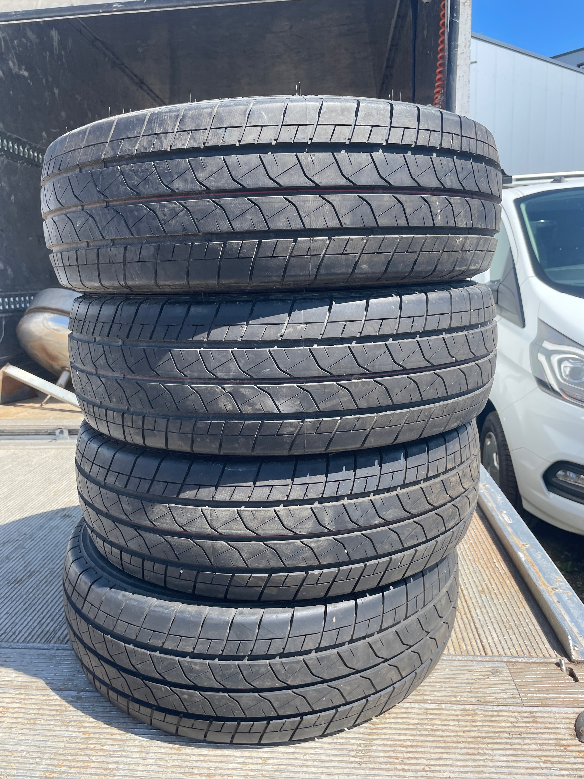 IVECO 35 S 16-image-14