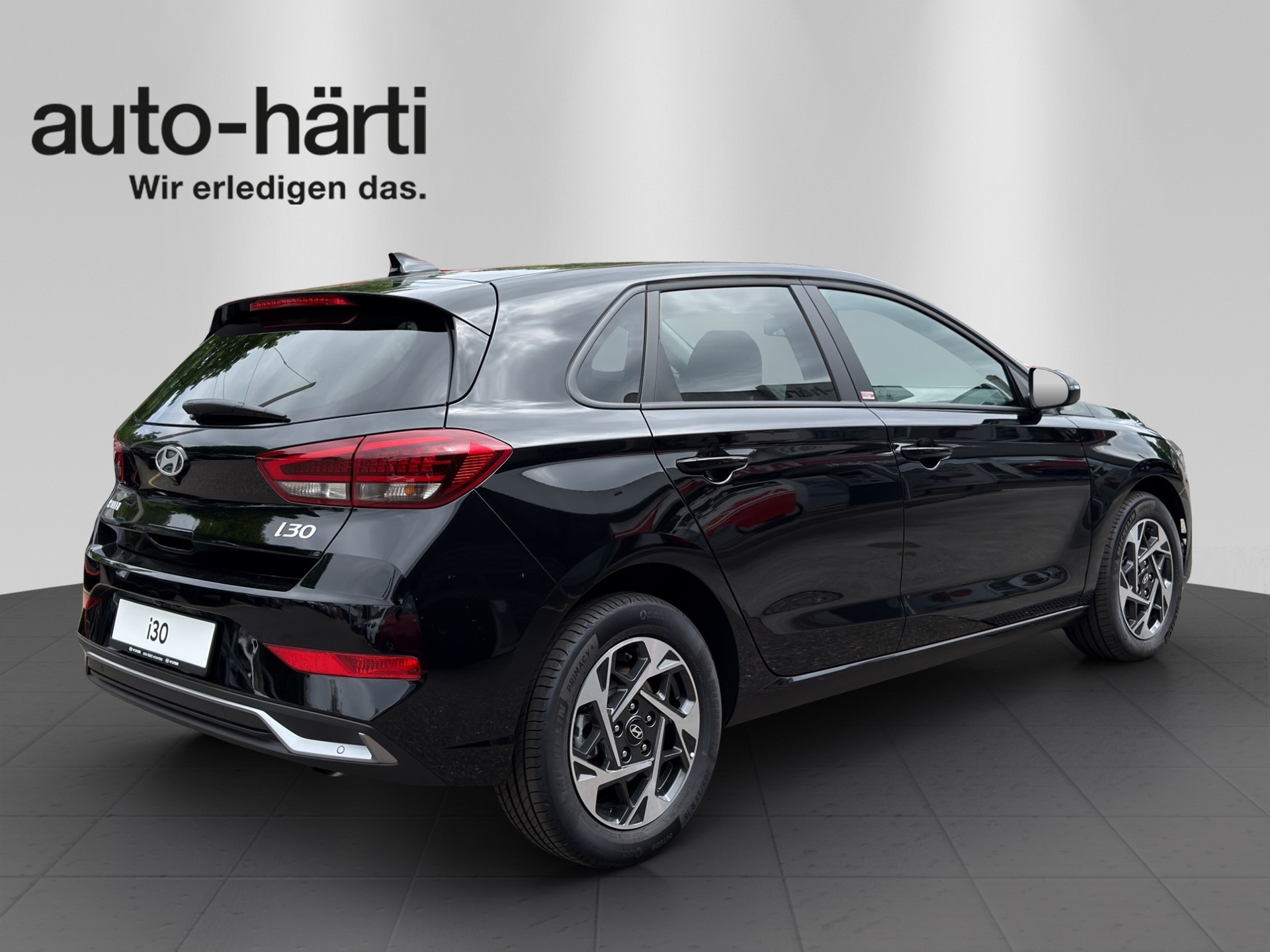 HYUNDAI i30 1.5 T-GDi Amplia DCT-image-4