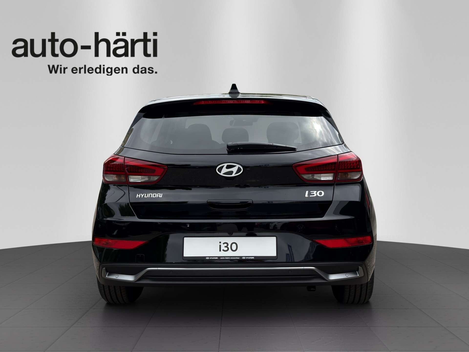 HYUNDAI i30 1.5 T-GDi Amplia DCT-image-3