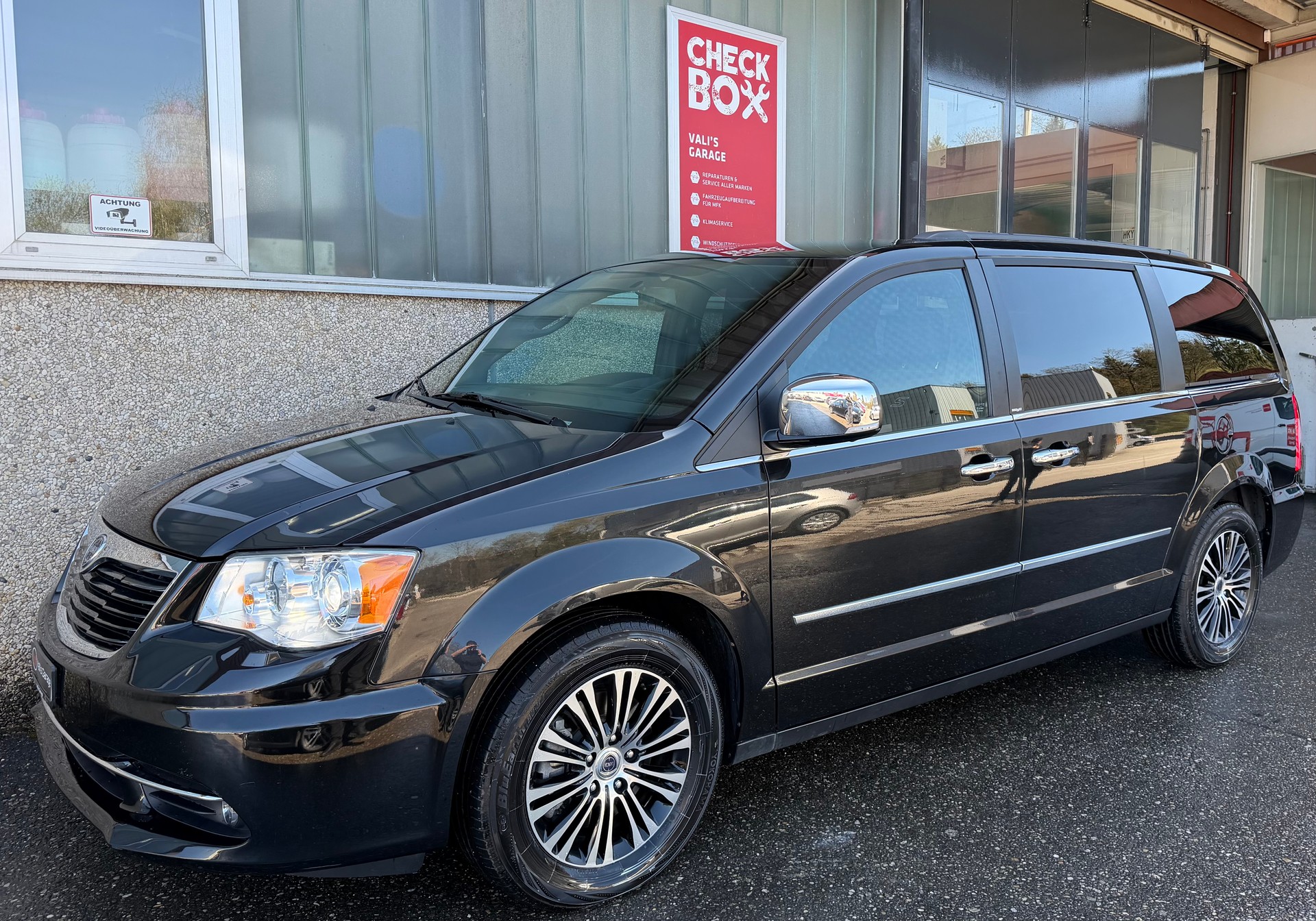 LANCIA Voyager 2.8D Platinum Automatic