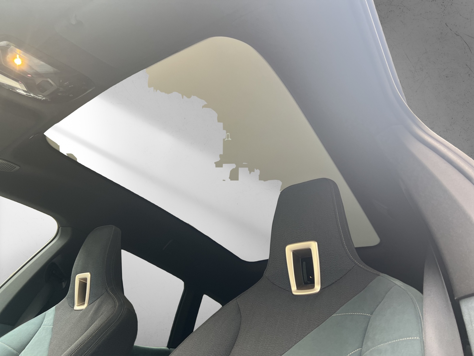 BMW iX xDrive40-image-19