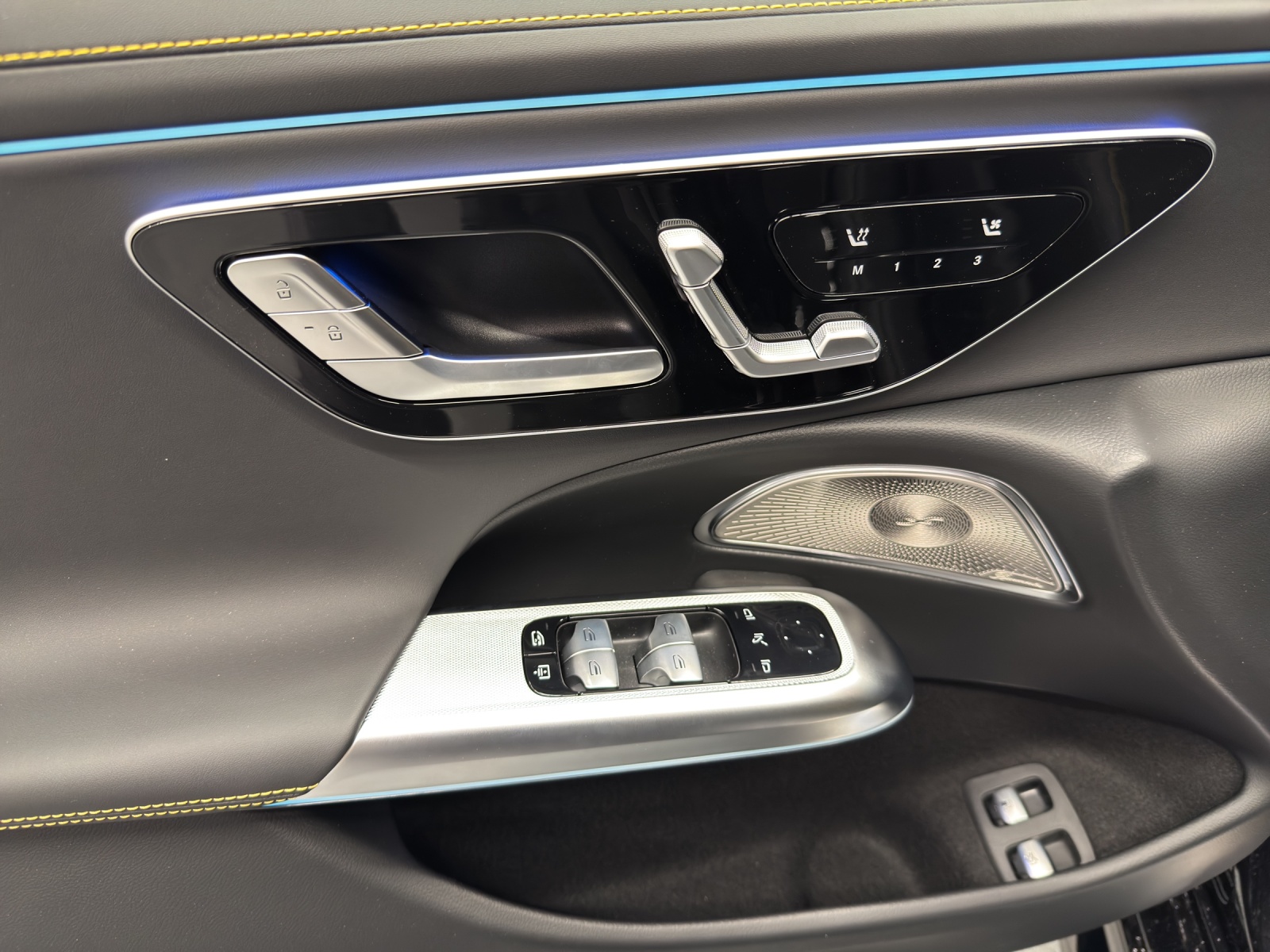 MERCEDES-BENZ AMG E 53 Hybrid 4Matic-image-14