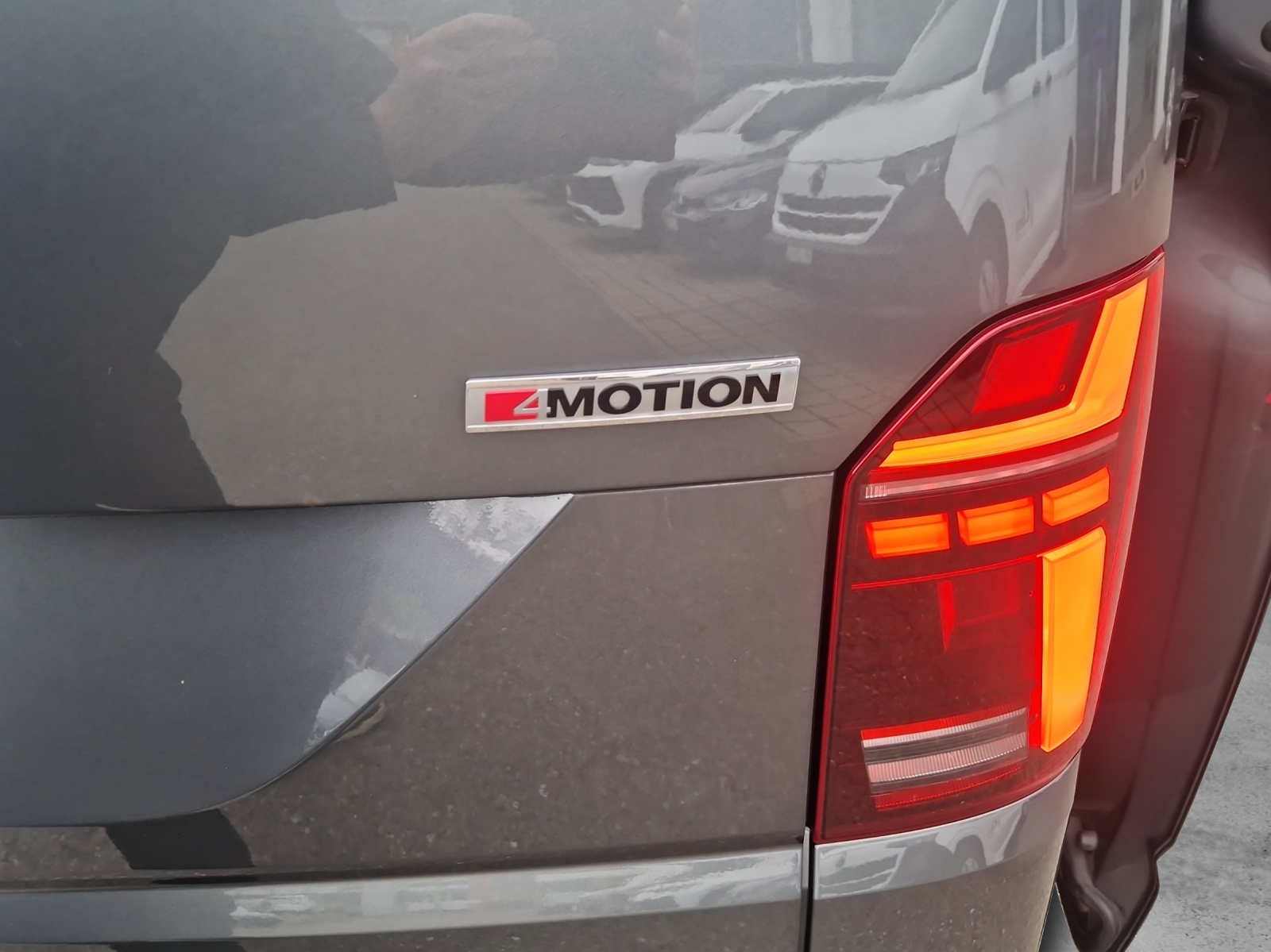 VW T6.1 California 2.0 Bi-TDI Beach Edition Spirit 4Motion DSG-image-15