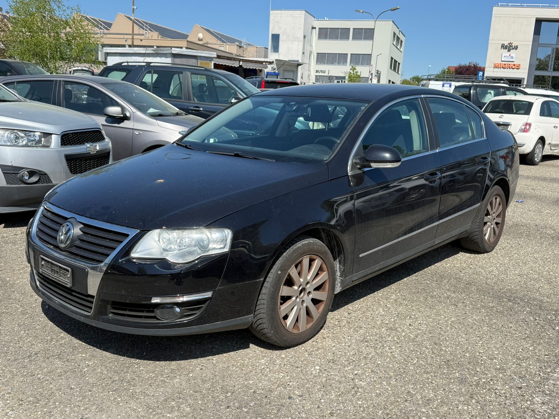 VW Passat 2.0 TDI Trendline-image-1