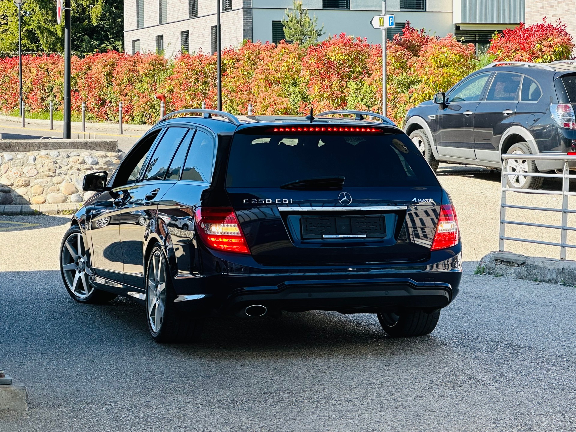 MERCEDES-BENZ C 250 CDI Avantgarde 4Matic 7G-Tronic-image-11