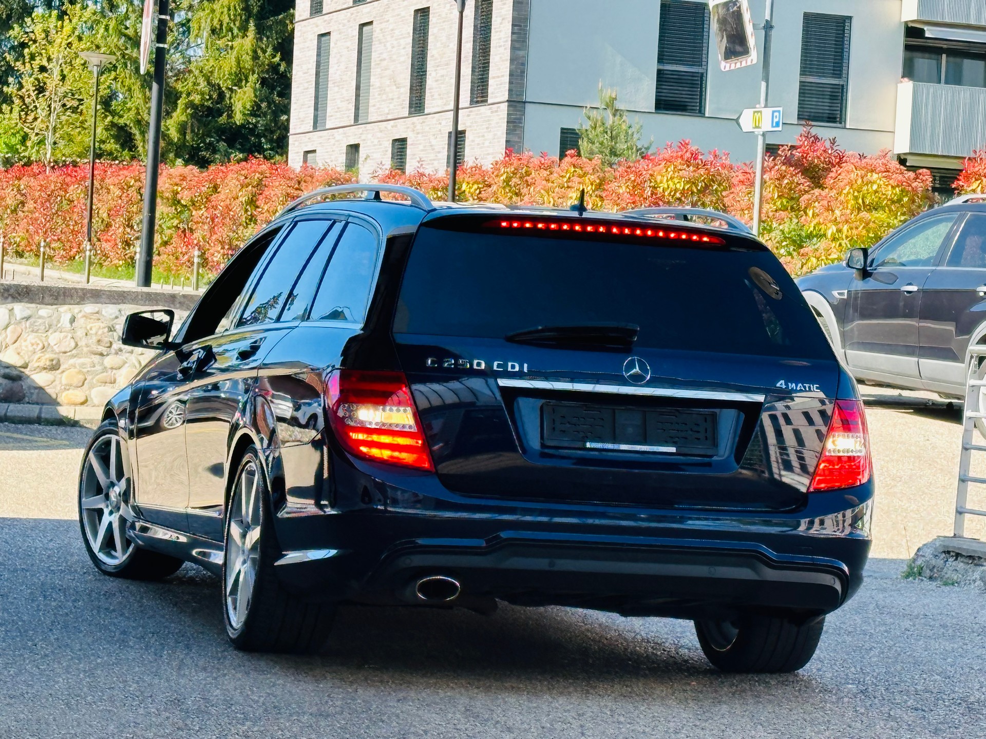 MERCEDES-BENZ C 250 CDI Avantgarde 4Matic 7G-Tronic-image-13
