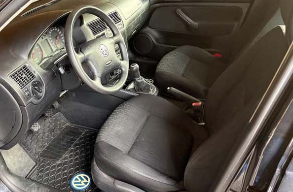 VW Golf Variant 2.0 4Motion-image-1