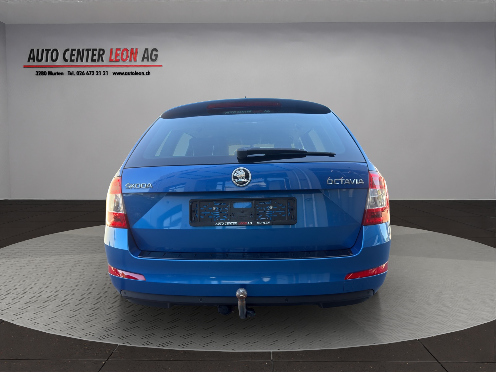 SKODA Octavia Combi 1.8 TSI Swiss Edition DSG-image-4
