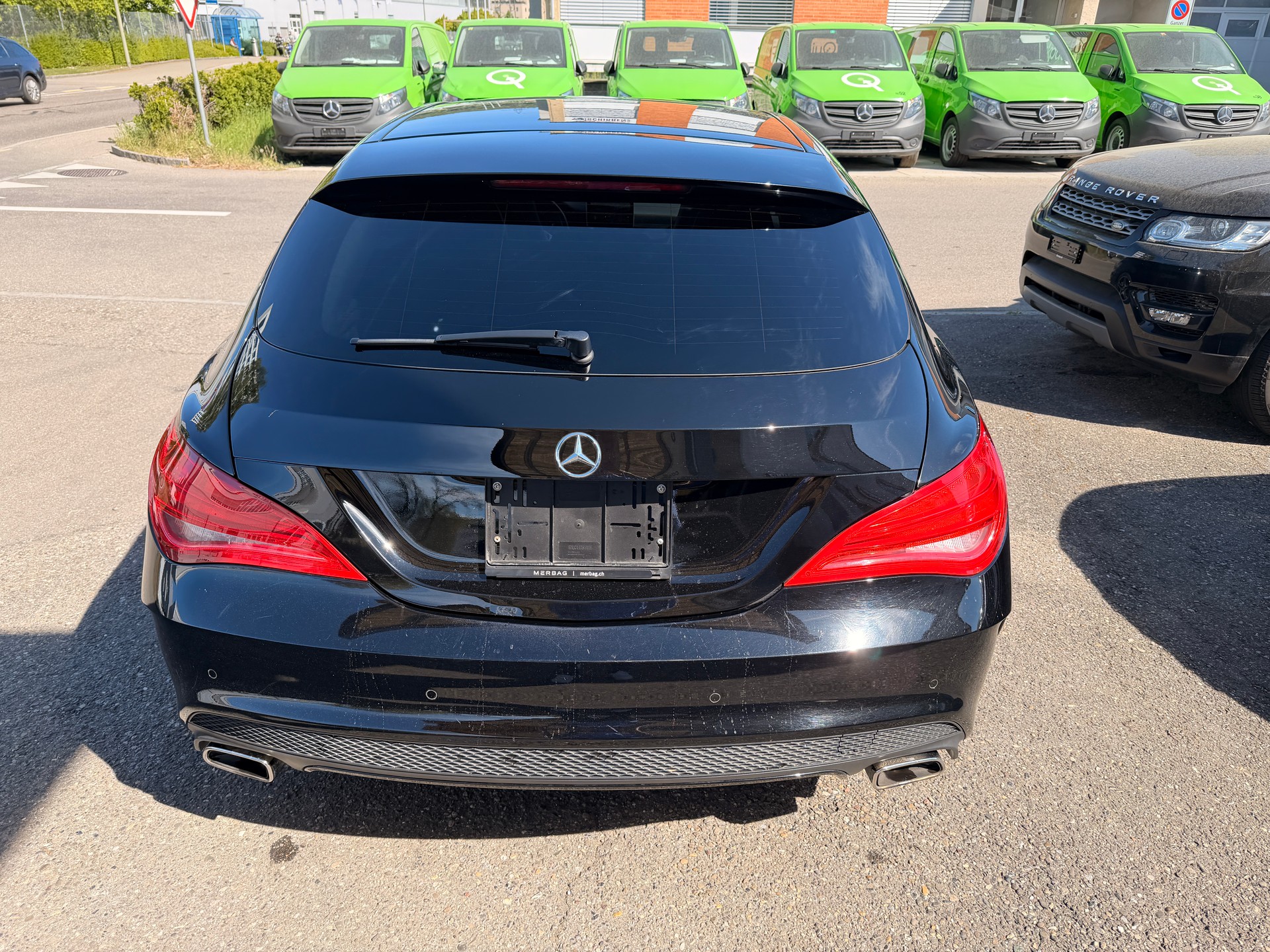 MERCEDES-BENZ CLA Shooting Brake 200 d AMG Line 4Matic 7G-DCT-image-3