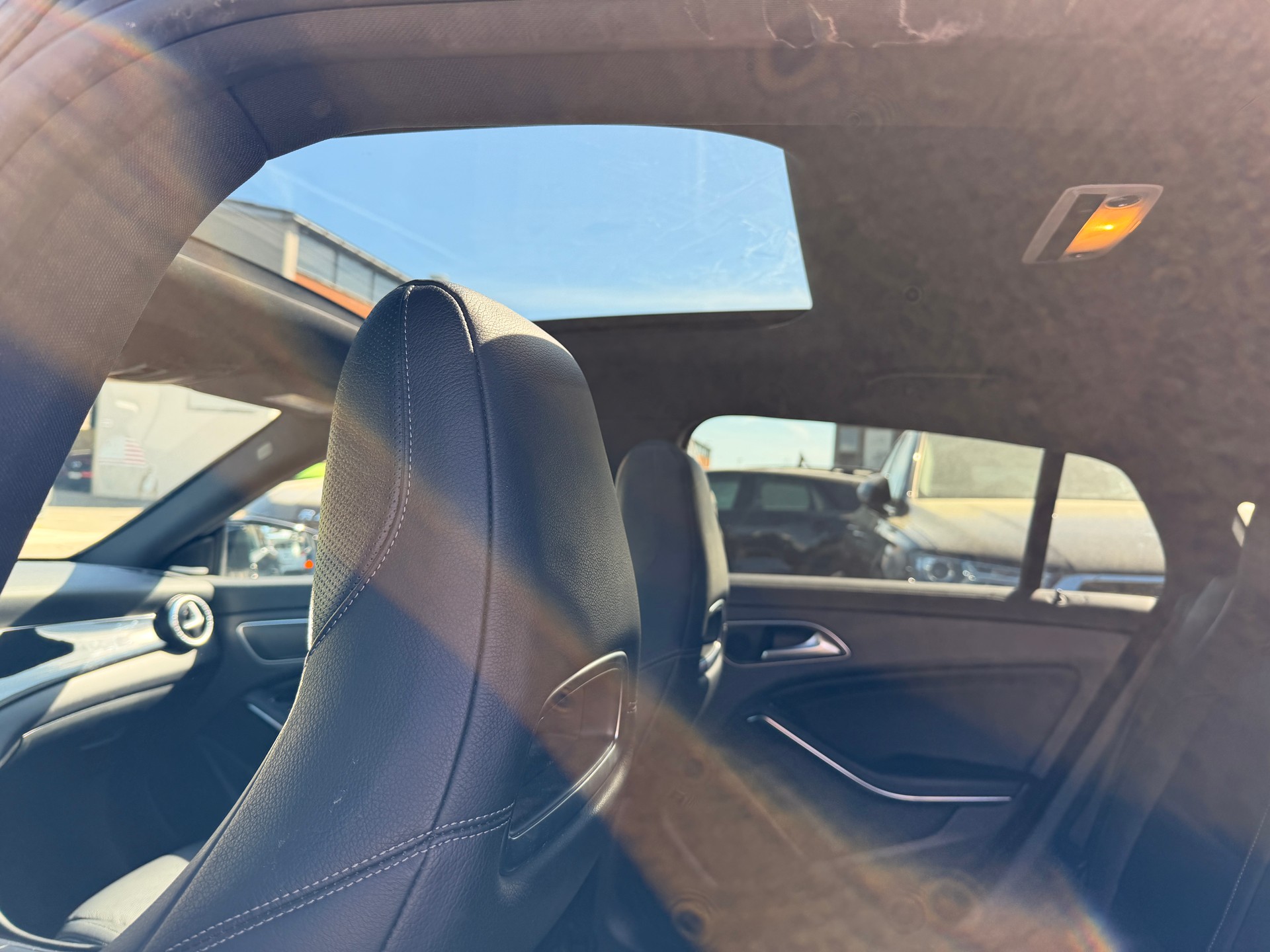 MERCEDES-BENZ CLA Shooting Brake 200 d AMG Line 4Matic 7G-DCT-image-8