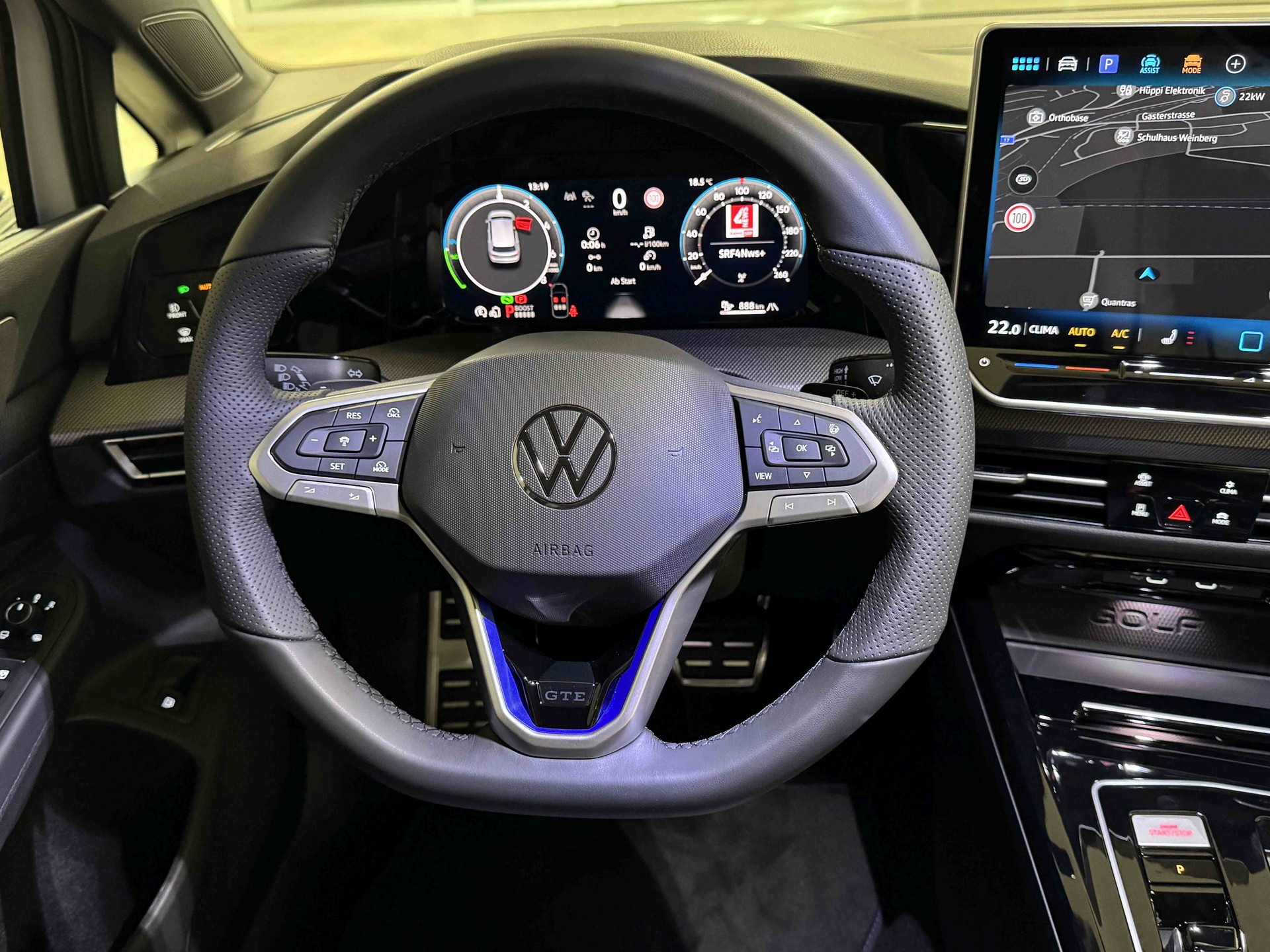 VW Golf 1.5 TSI PHEV GTE-image-12