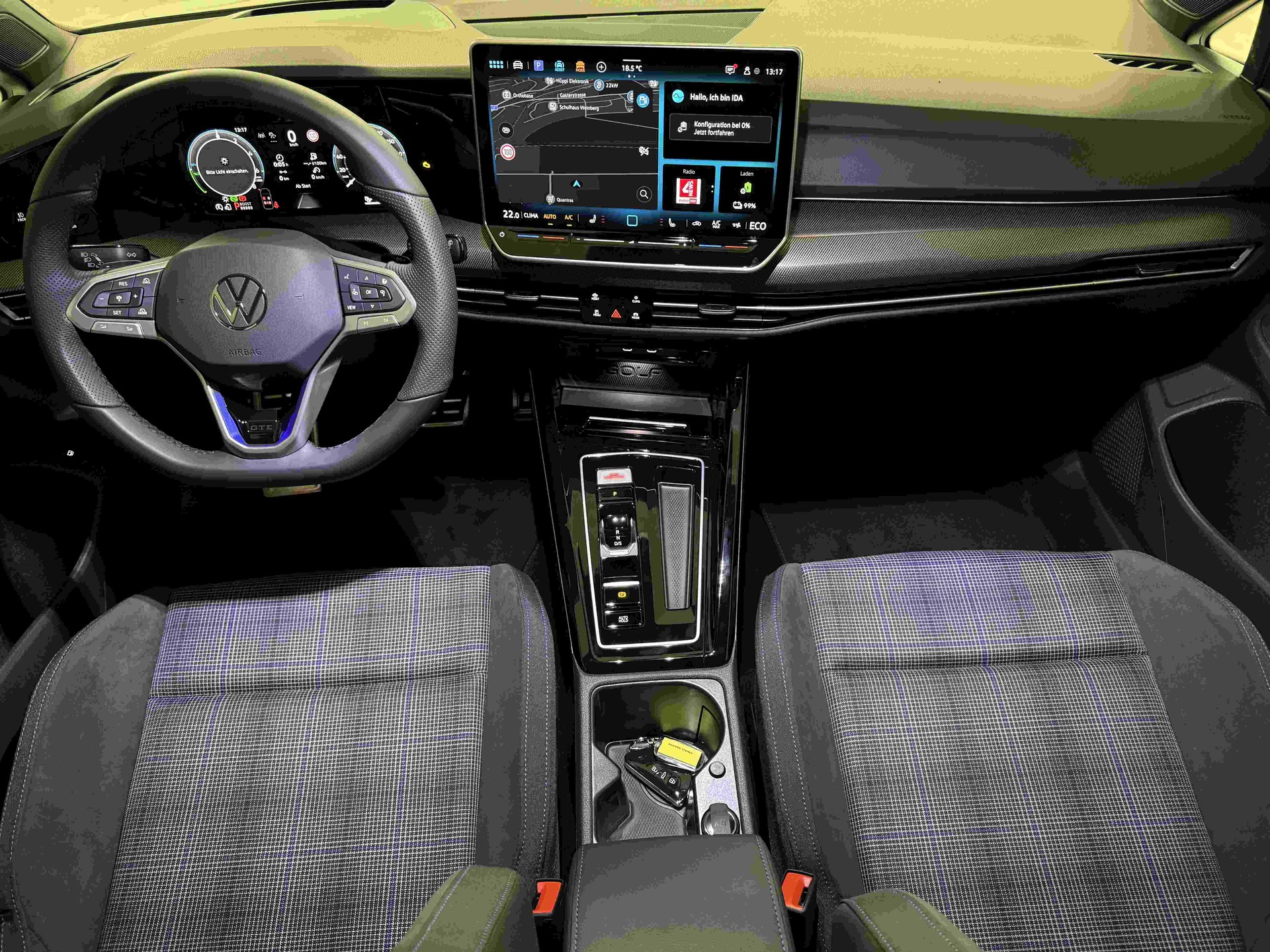 VW Golf 1.5 TSI PHEV GTE-image-9