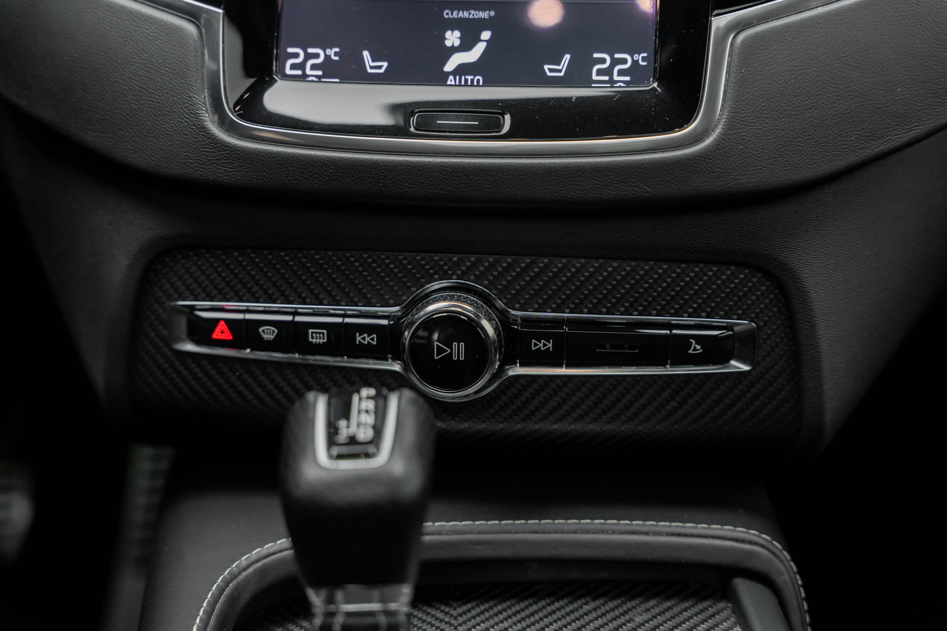 VOLVO XC90 D5 AWD R-Design Geartronic-image-14